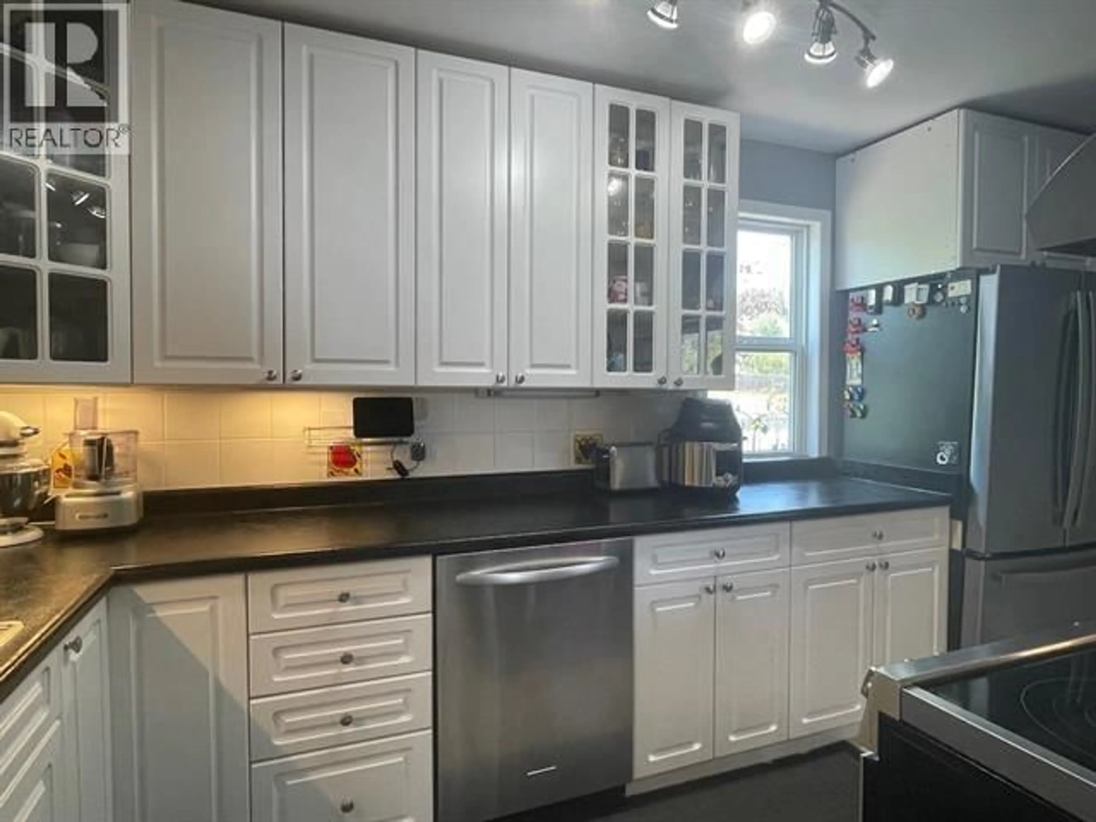 Standard kitchen, unknown for 4711 SPRUCE AVENUE, Fort Nelson British Columbia V0C1R0