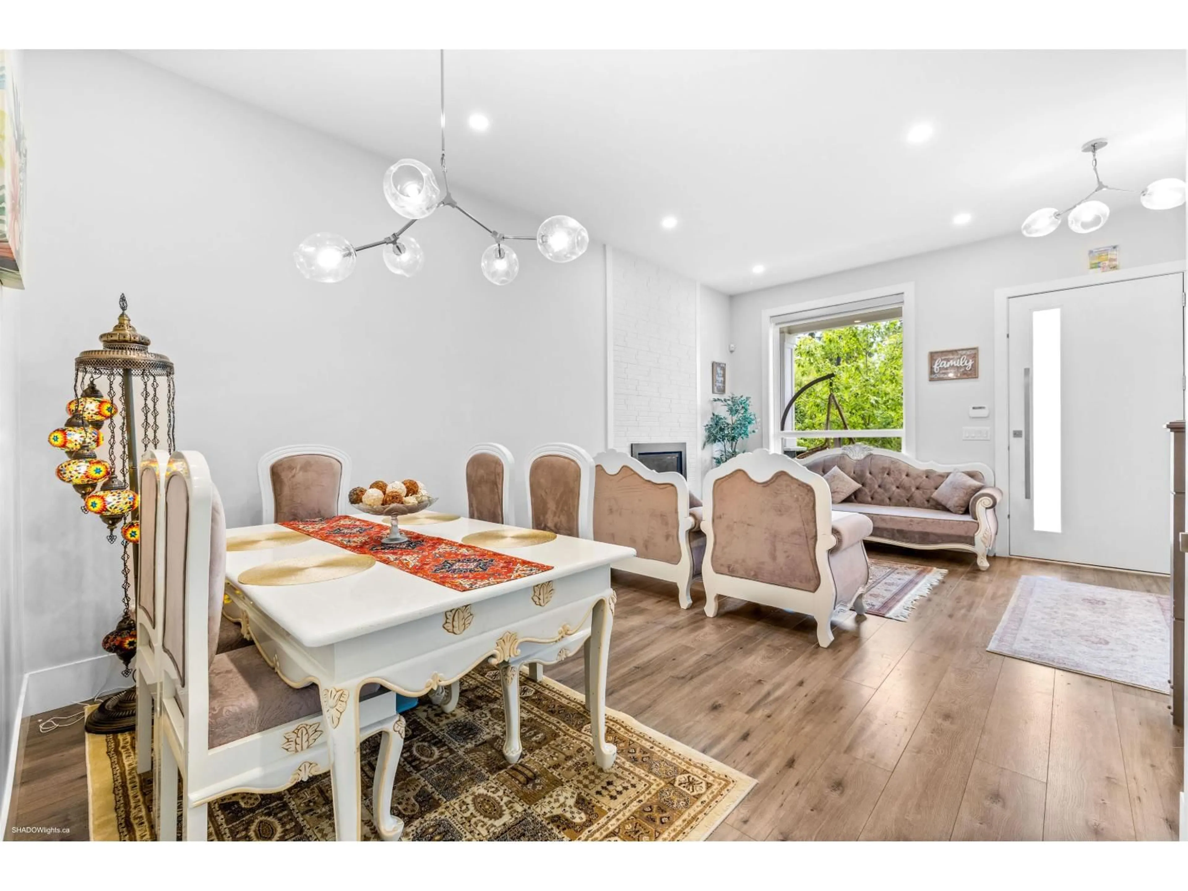 Dining room, wood/laminate floor for 38 172, Surrey British Columbia V3Z9R2