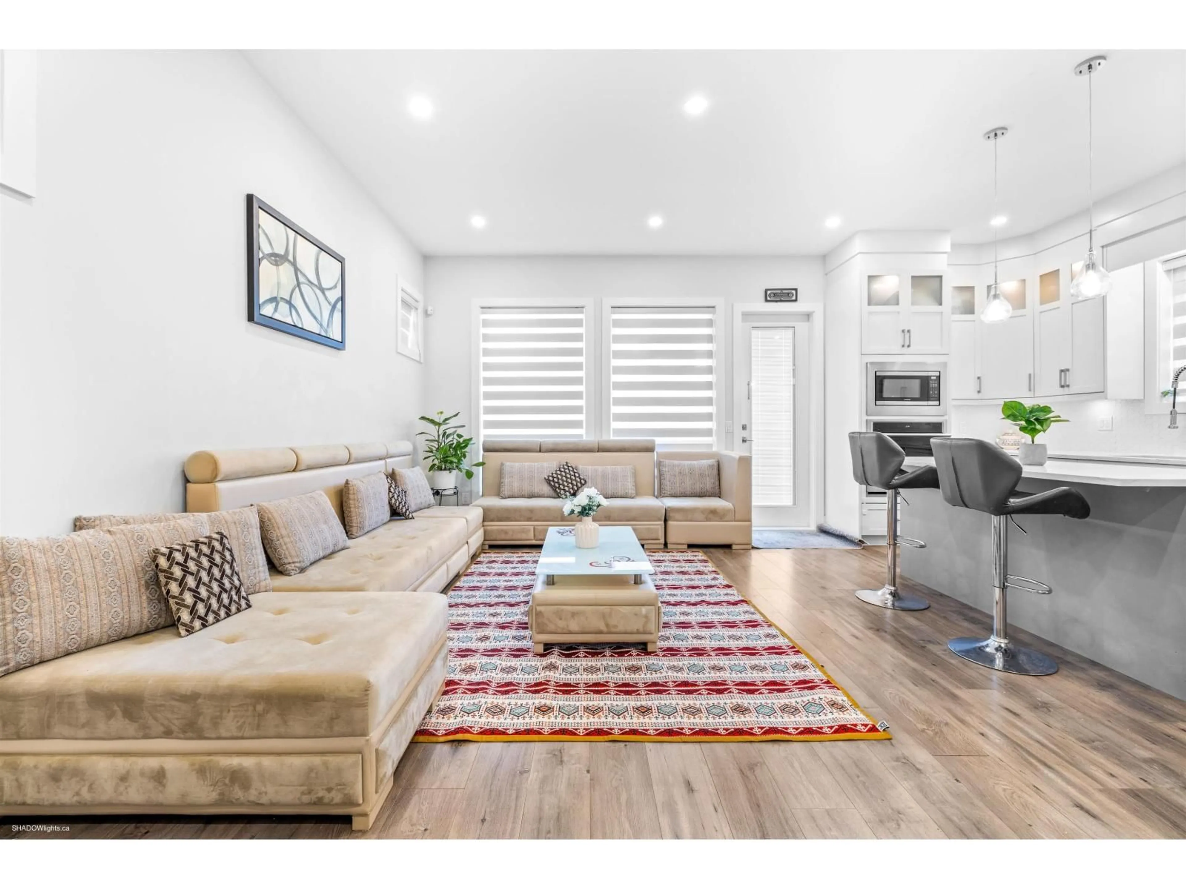 Living room with furniture, unknown for 38 172, Surrey British Columbia V3Z9R2