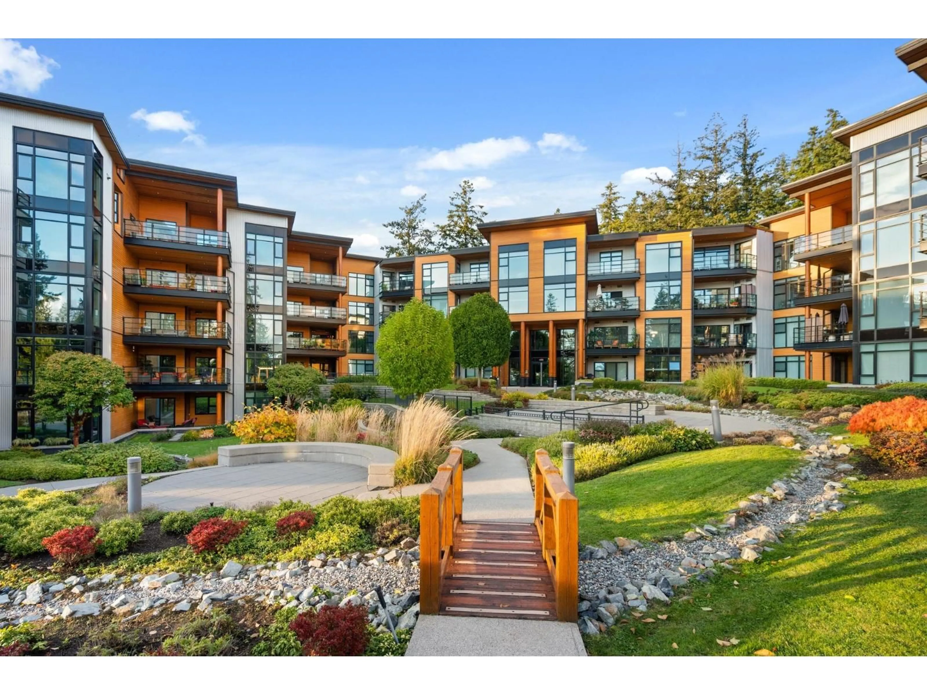 Unknown for 413 - 14855 THRIFT, White Rock British Columbia V4B2J6