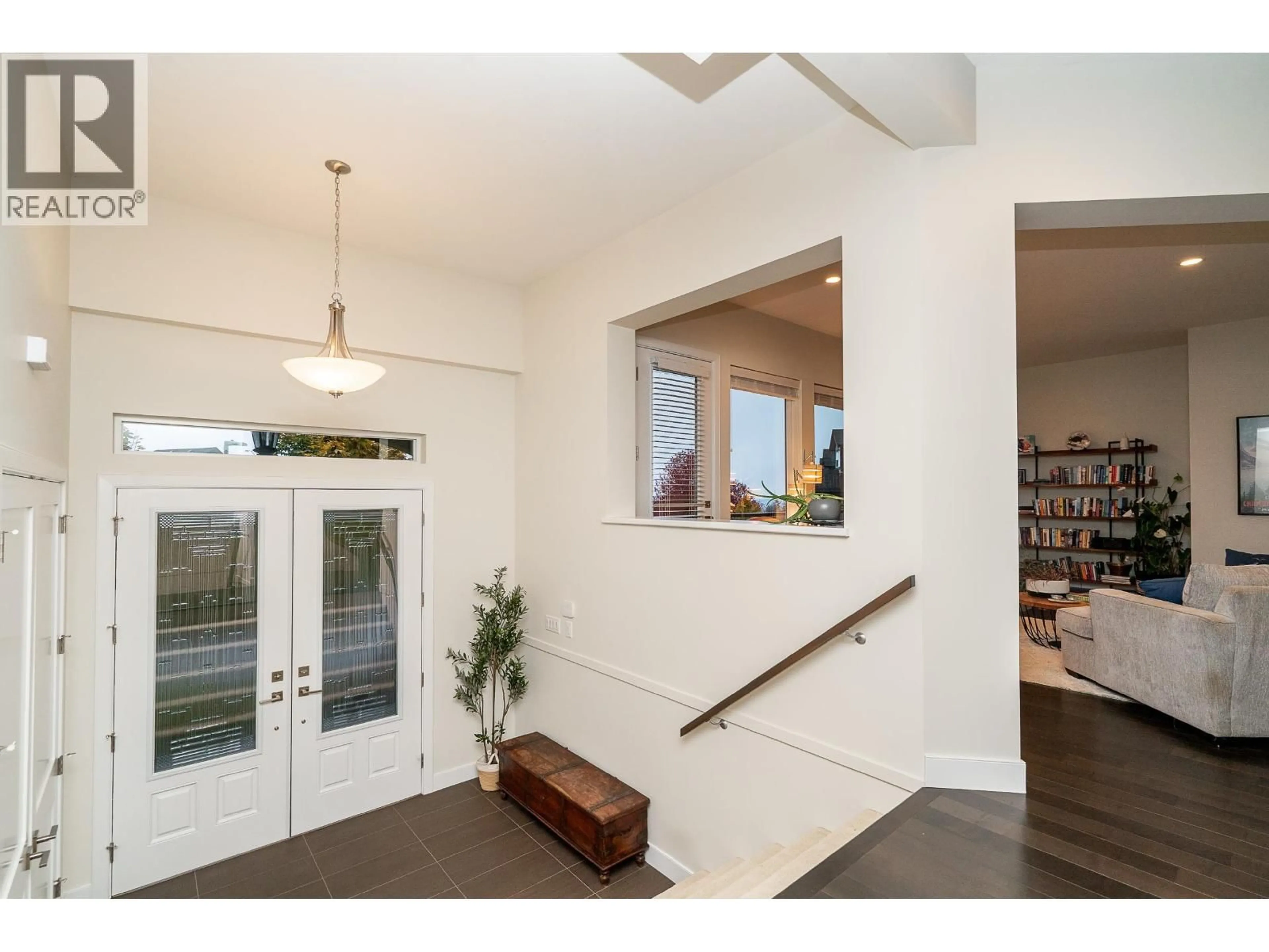 Indoor entryway for 1468 STRAWLINE HILL STREET, Coquitlam British Columbia V3E0L7