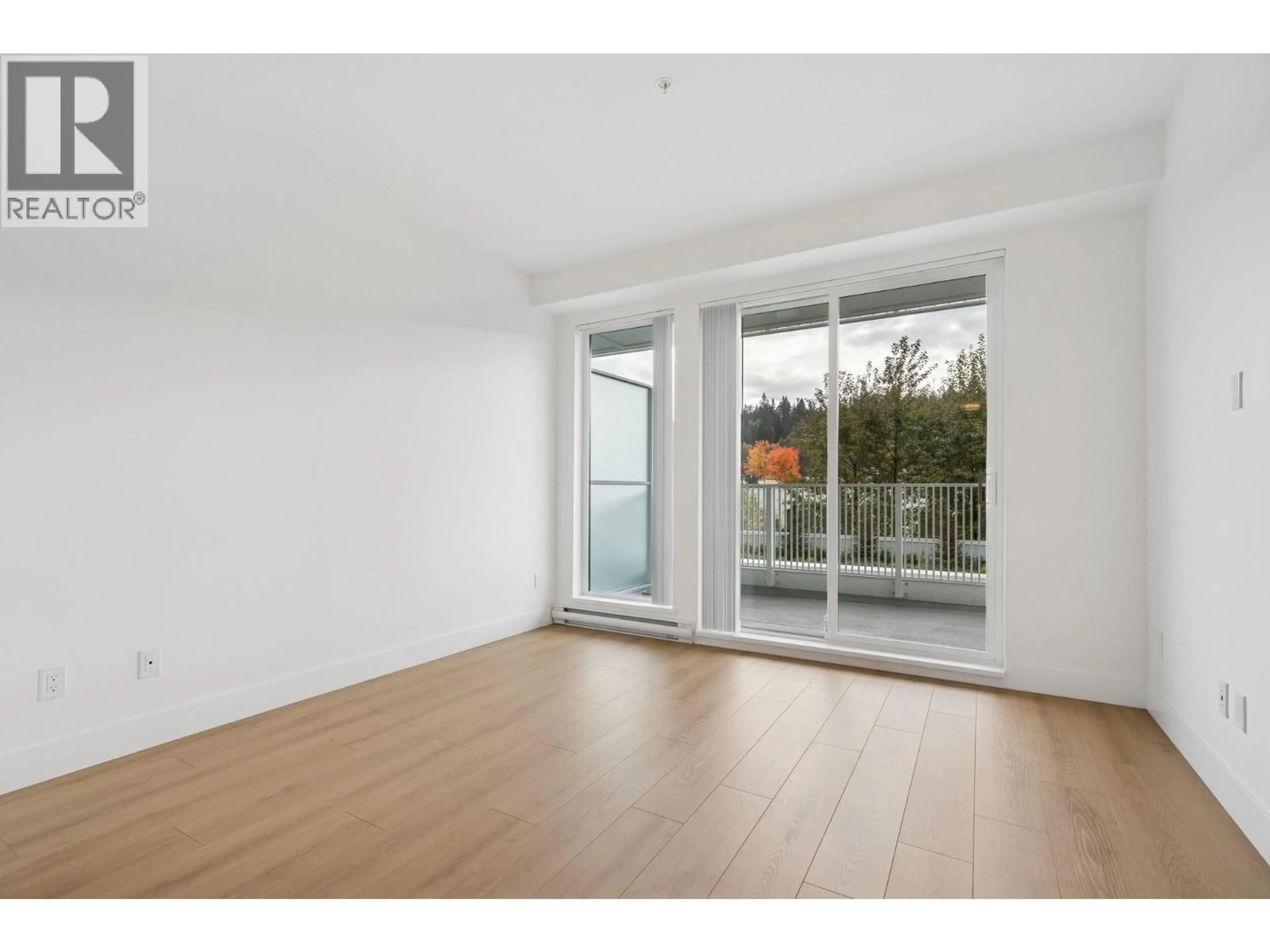 A pic of a room for 307 - 3075 MURRAY STREET, Port Moody British Columbia V3H0N9