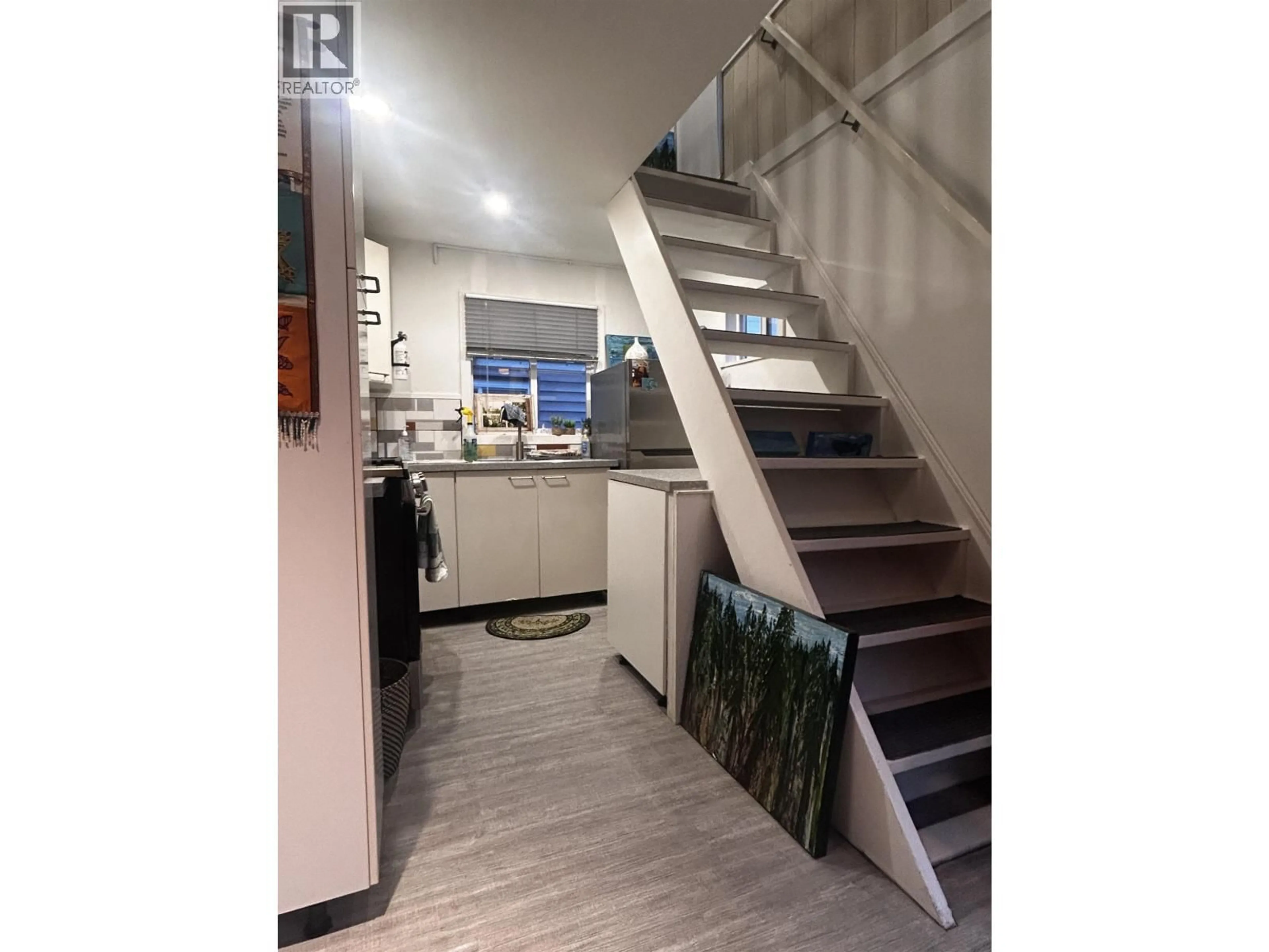 Stairs for 18 - 23080 DYKE ROAD, Richmond British Columbia V6V1E1