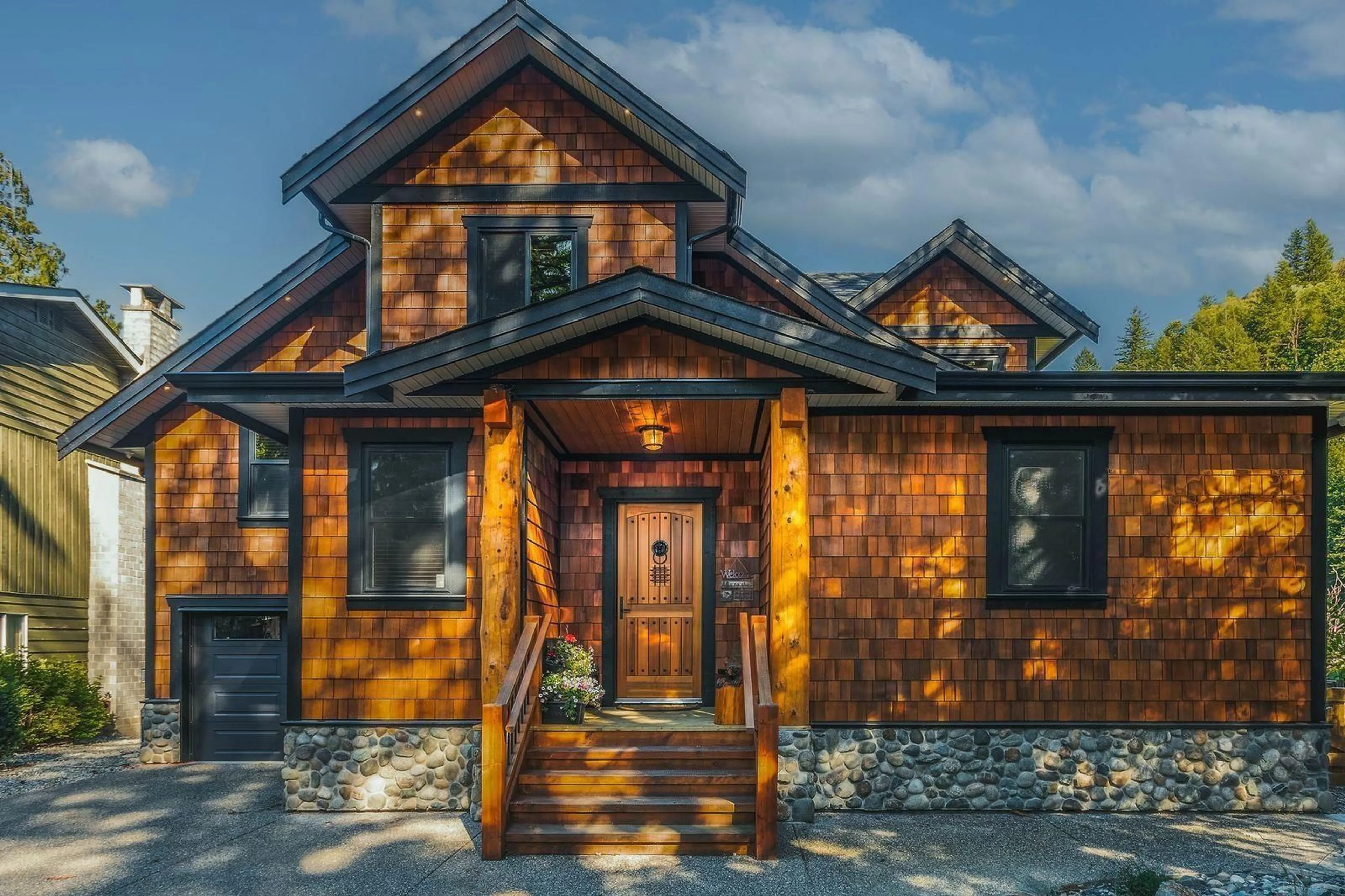 Home with brick exterior material, building for 44062 ERROCK PL, Mission British Columbia V0M1N0