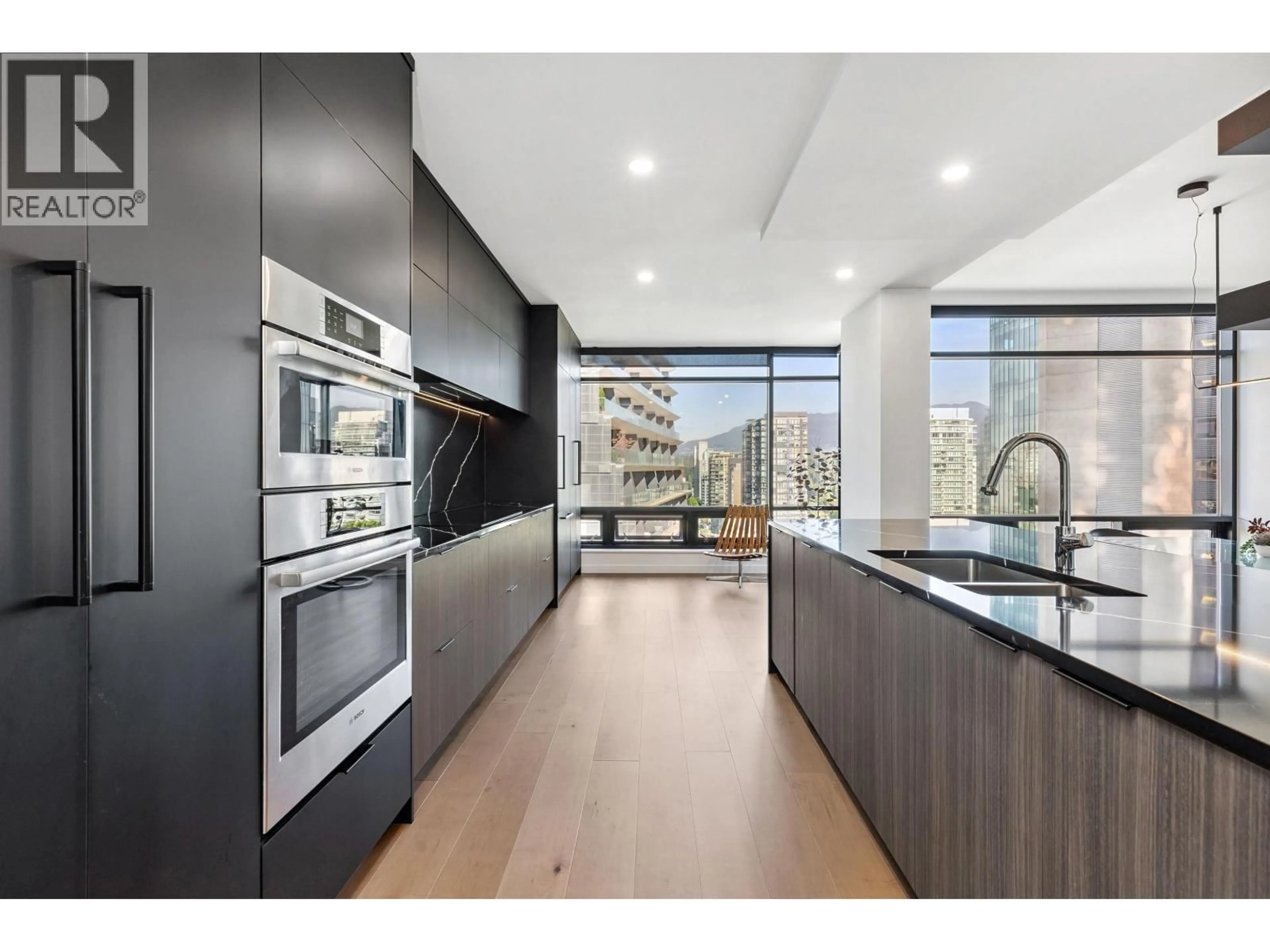 Open concept kitchen, unknown for 8C - 1500 ALBERNI STREET, Vancouver British Columbia V6G3C9
