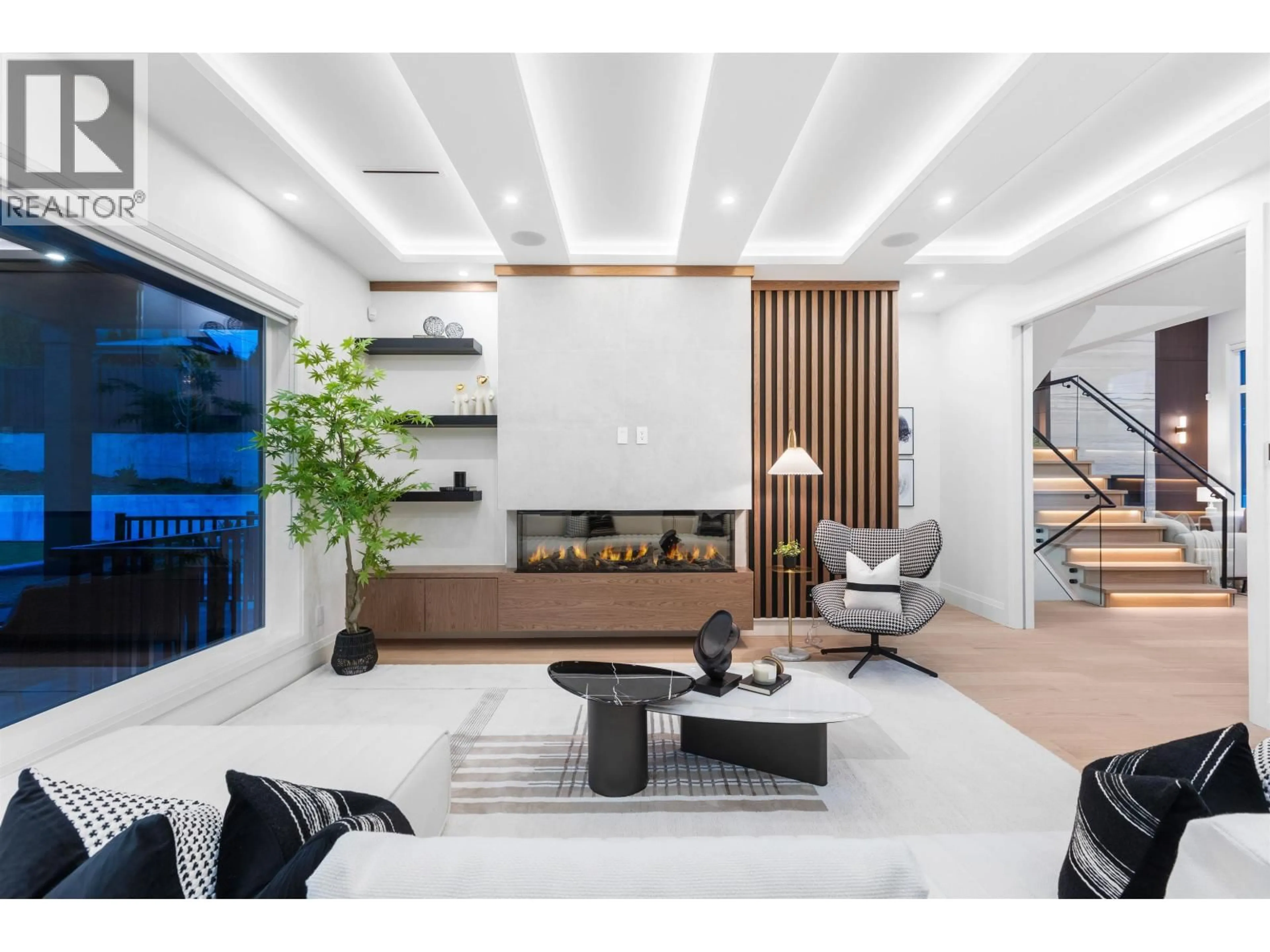 Living room with furniture, unknown for 7370 BURRIS STREET, Burnaby British Columbia V5E1Y5