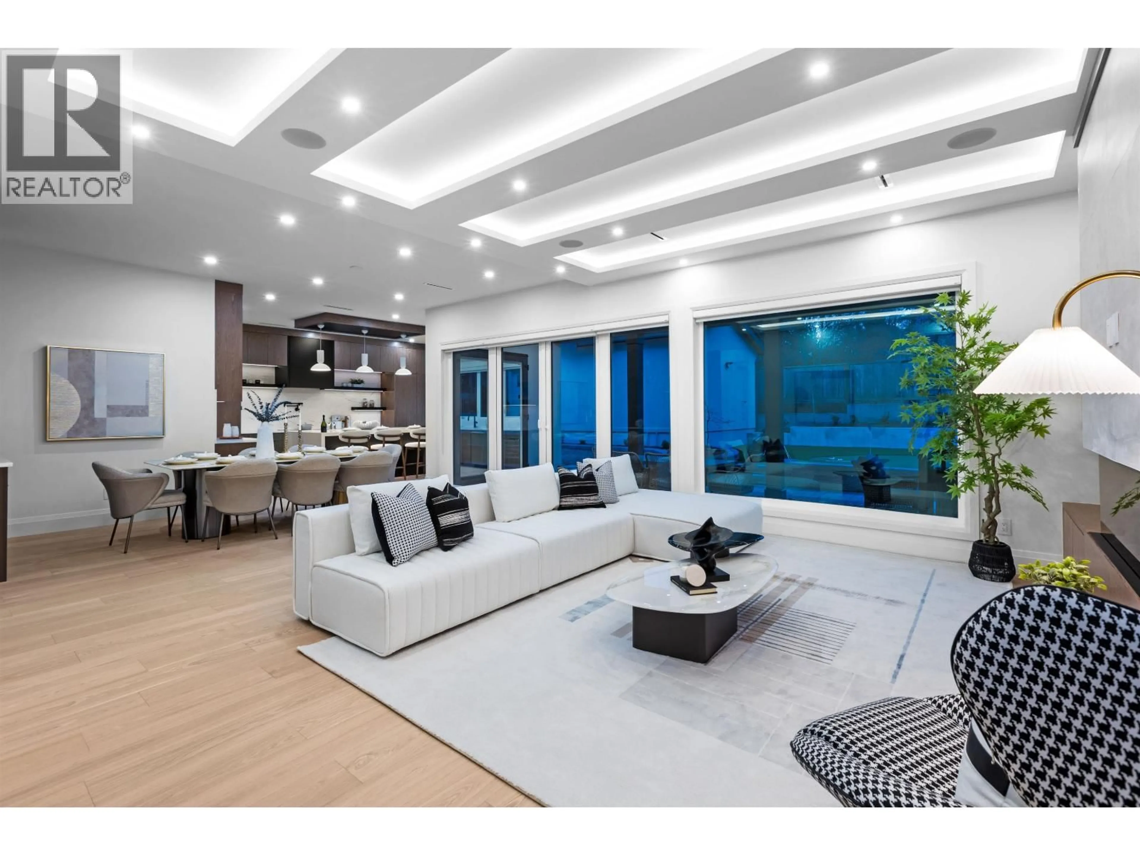 Living room with furniture, unknown for 7370 BURRIS STREET, Burnaby British Columbia V5E1Y5