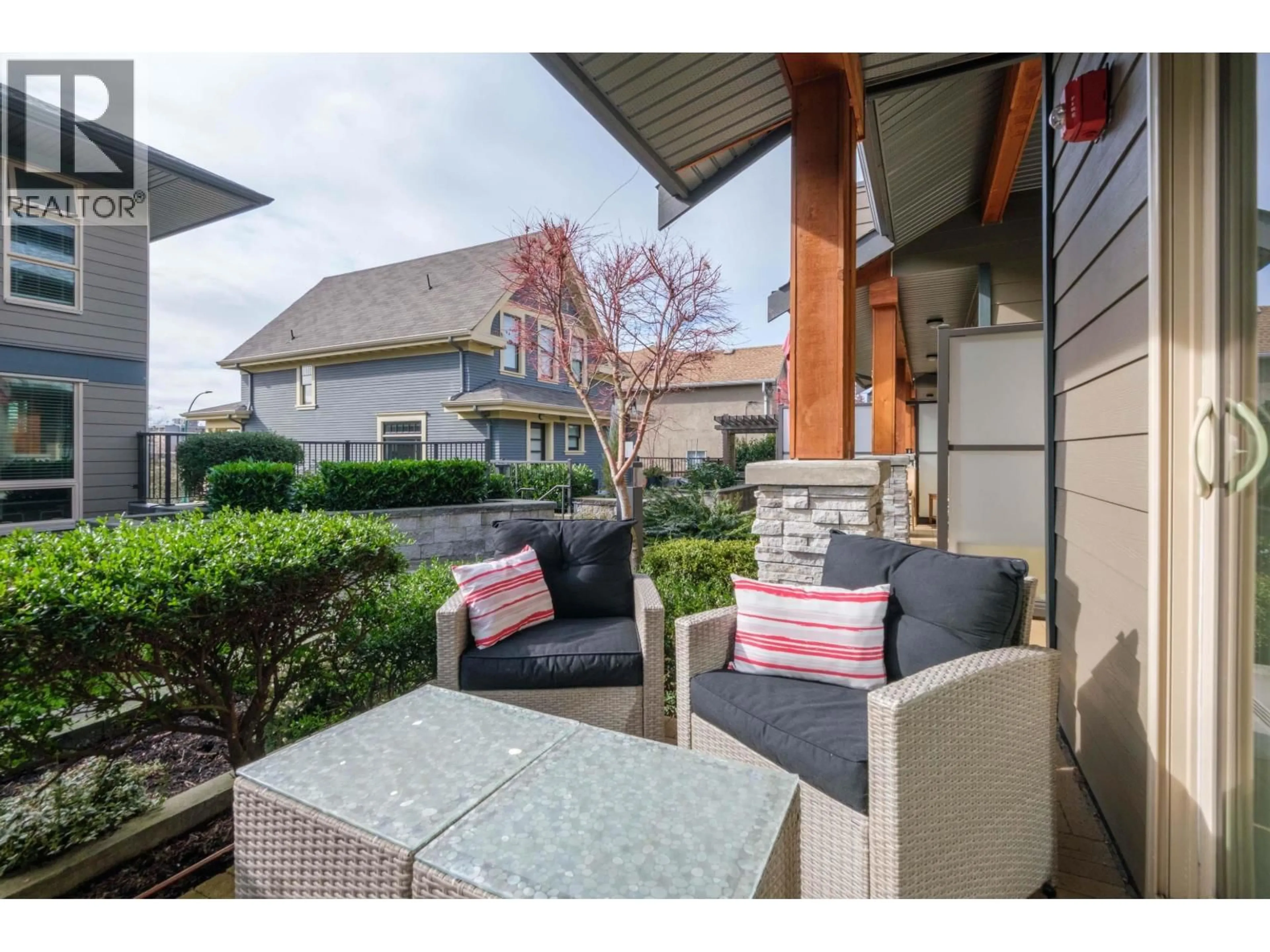 Patio, street for 14 - 244 5TH STREET, North Vancouver British Columbia V7L1L7