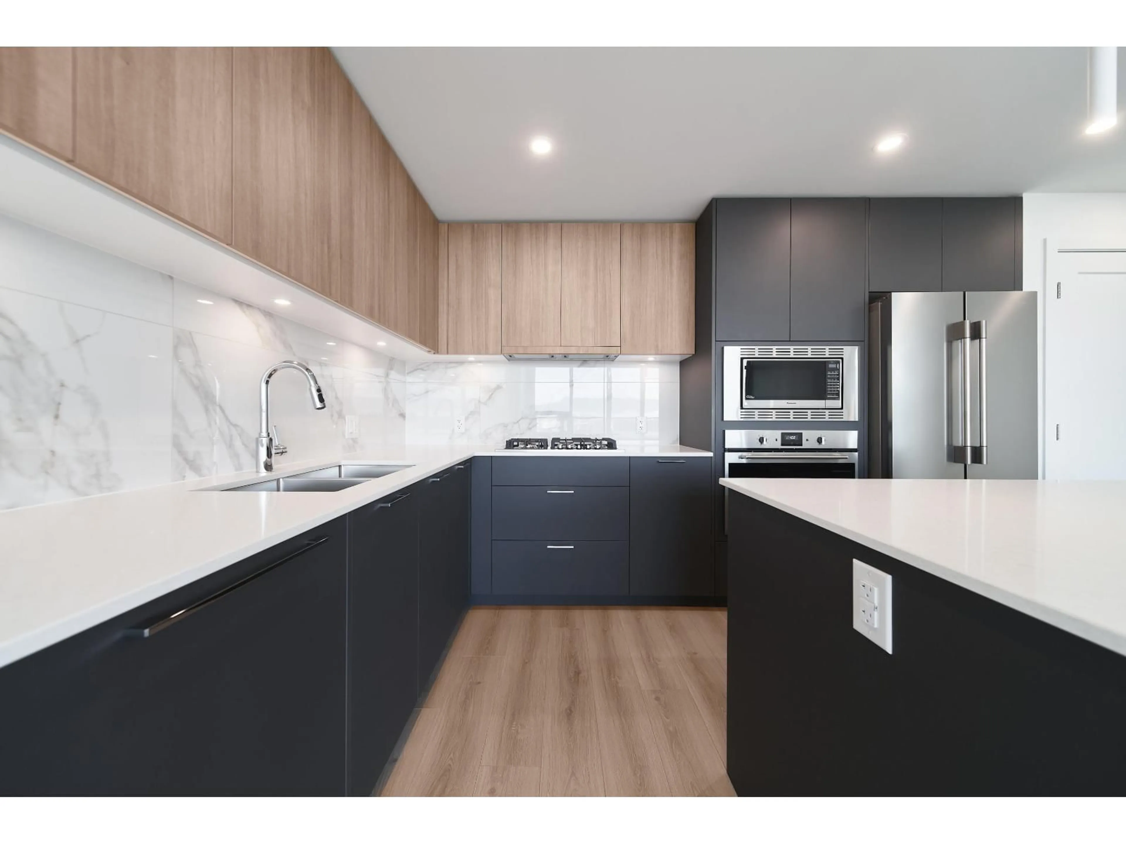 Unknown for 804 - 20065 85, Langley British Columbia V2Y3Y5