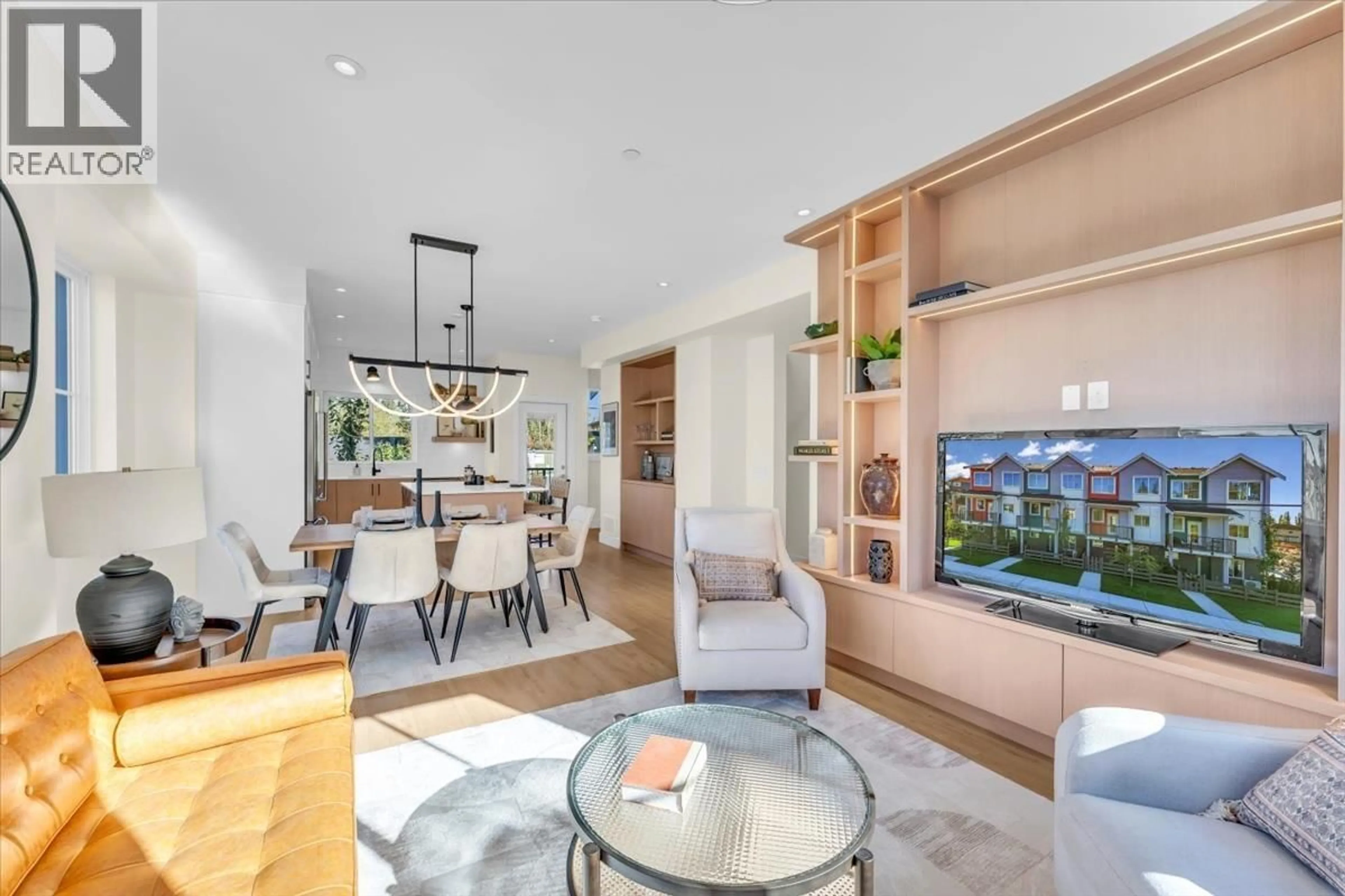 Unknown for 8 - 10392 240A STREET, Maple Ridge British Columbia V2W1G3