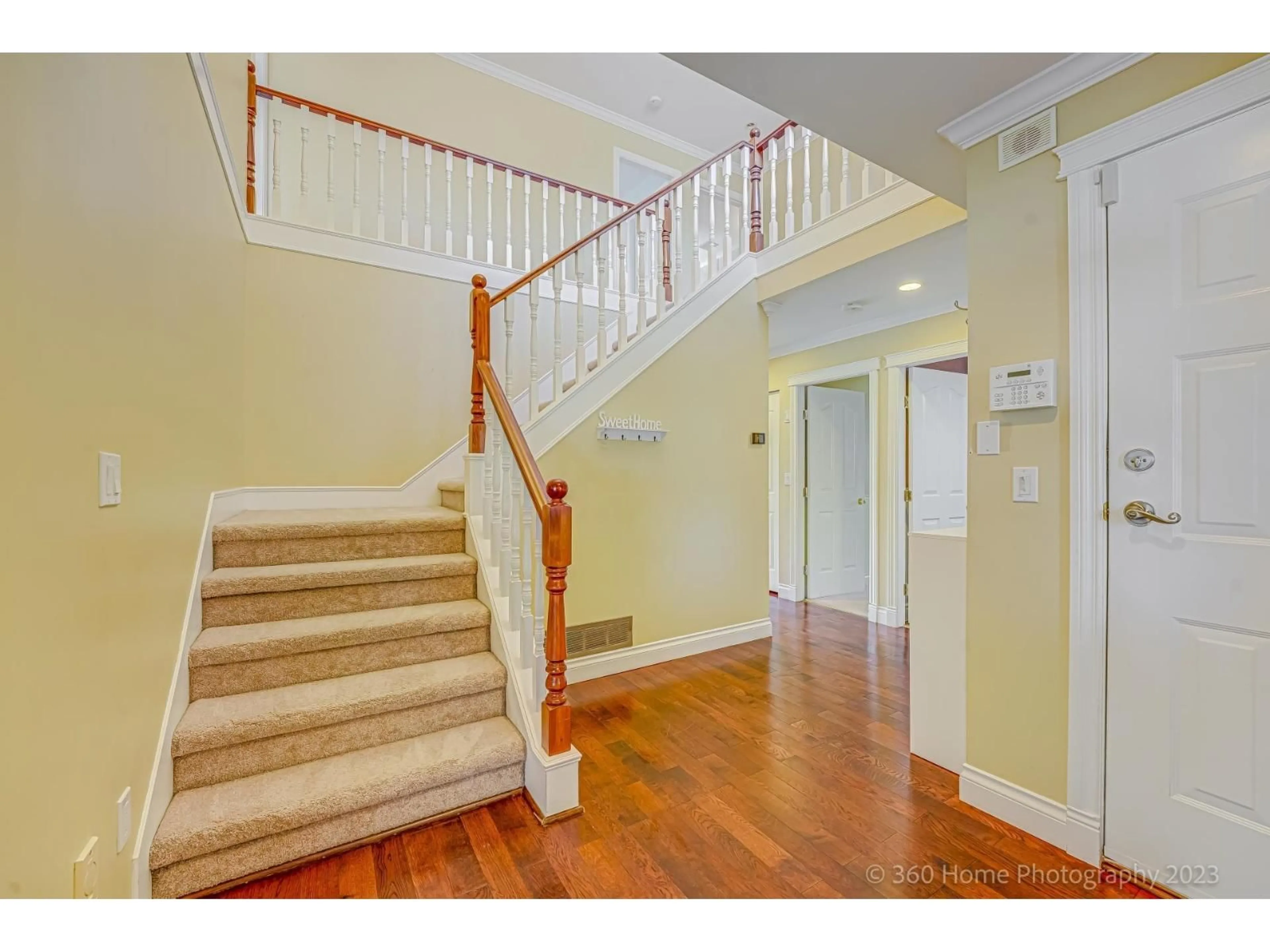 Unknown for 10811 162, Surrey British Columbia V4N1N9