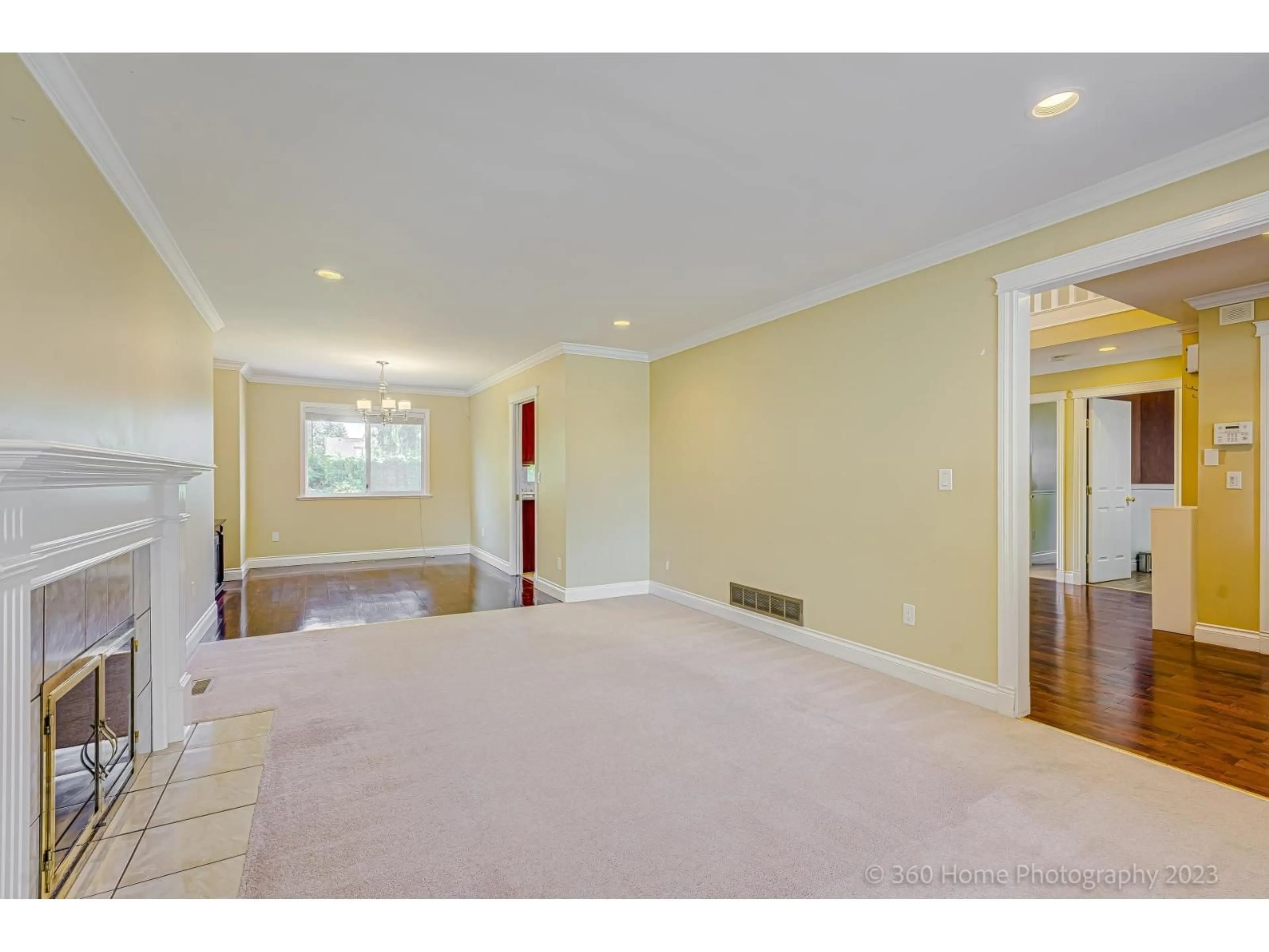 Unknown for 10811 162, Surrey British Columbia V4N1N9