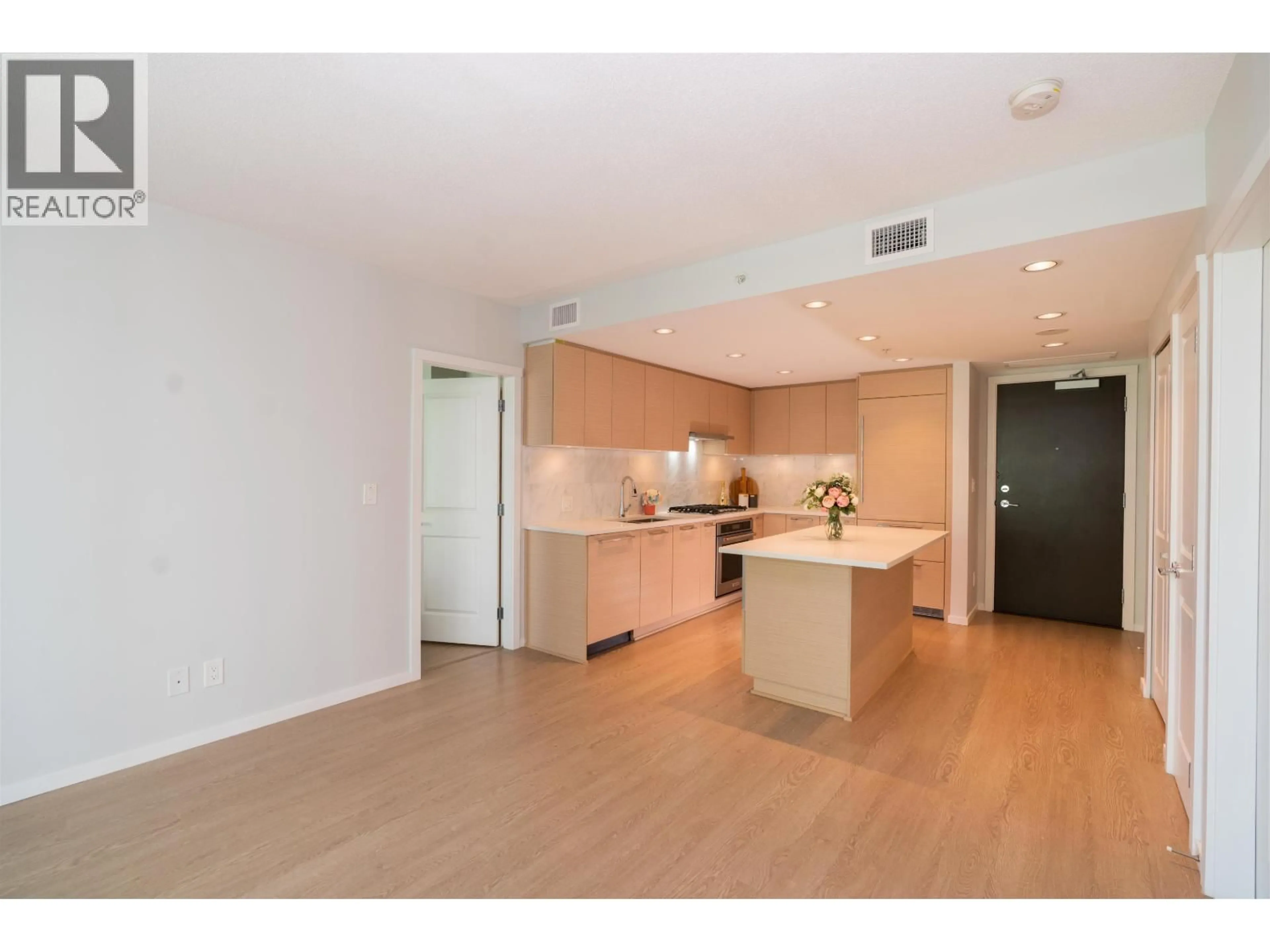 Unknown for 1005 - 6700 DUNBLANE AVENUE, Burnaby British Columbia V5H0J3