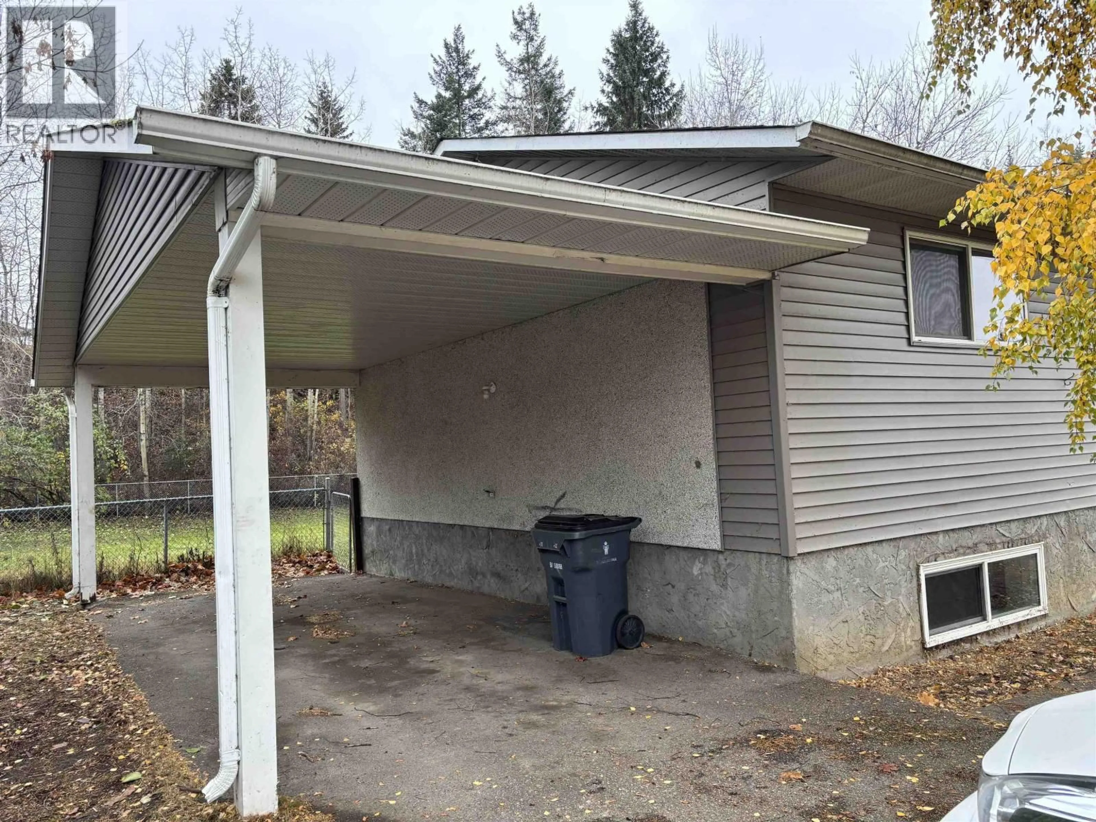 Shed for 2634 MOSS AVENUE, Prince George British Columbia V2L5Y3