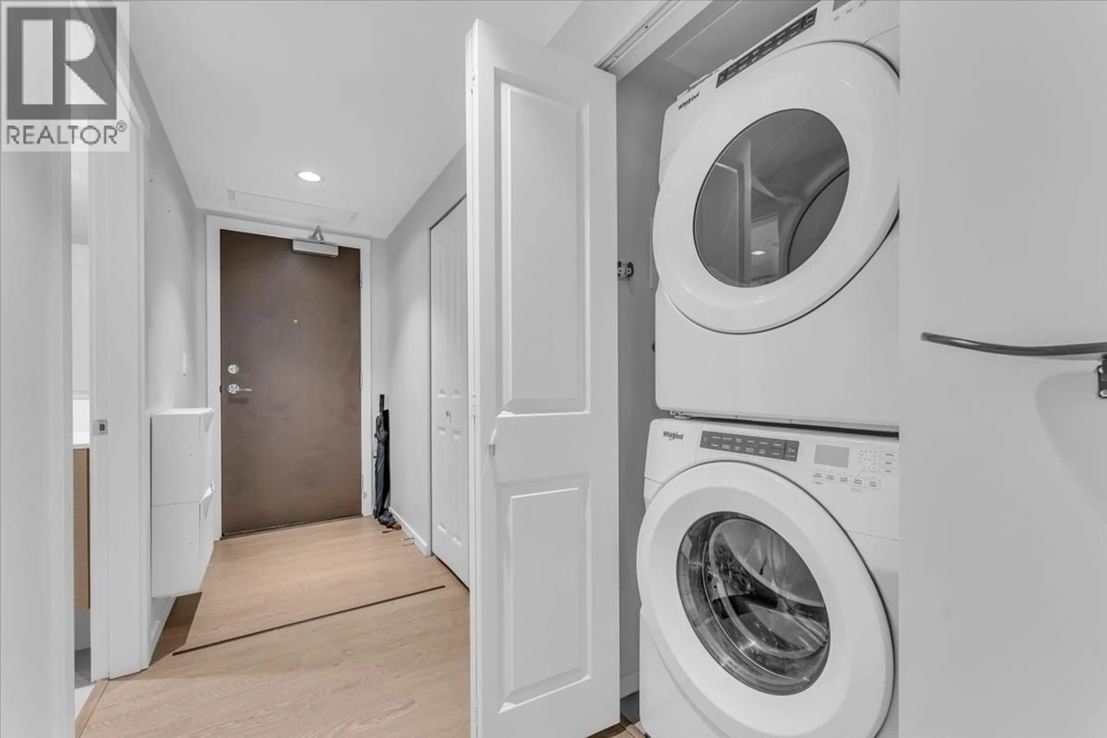 Laundry room for 1906 - 6700 DUNBLANE AVENUE, Burnaby British Columbia V5H3K6