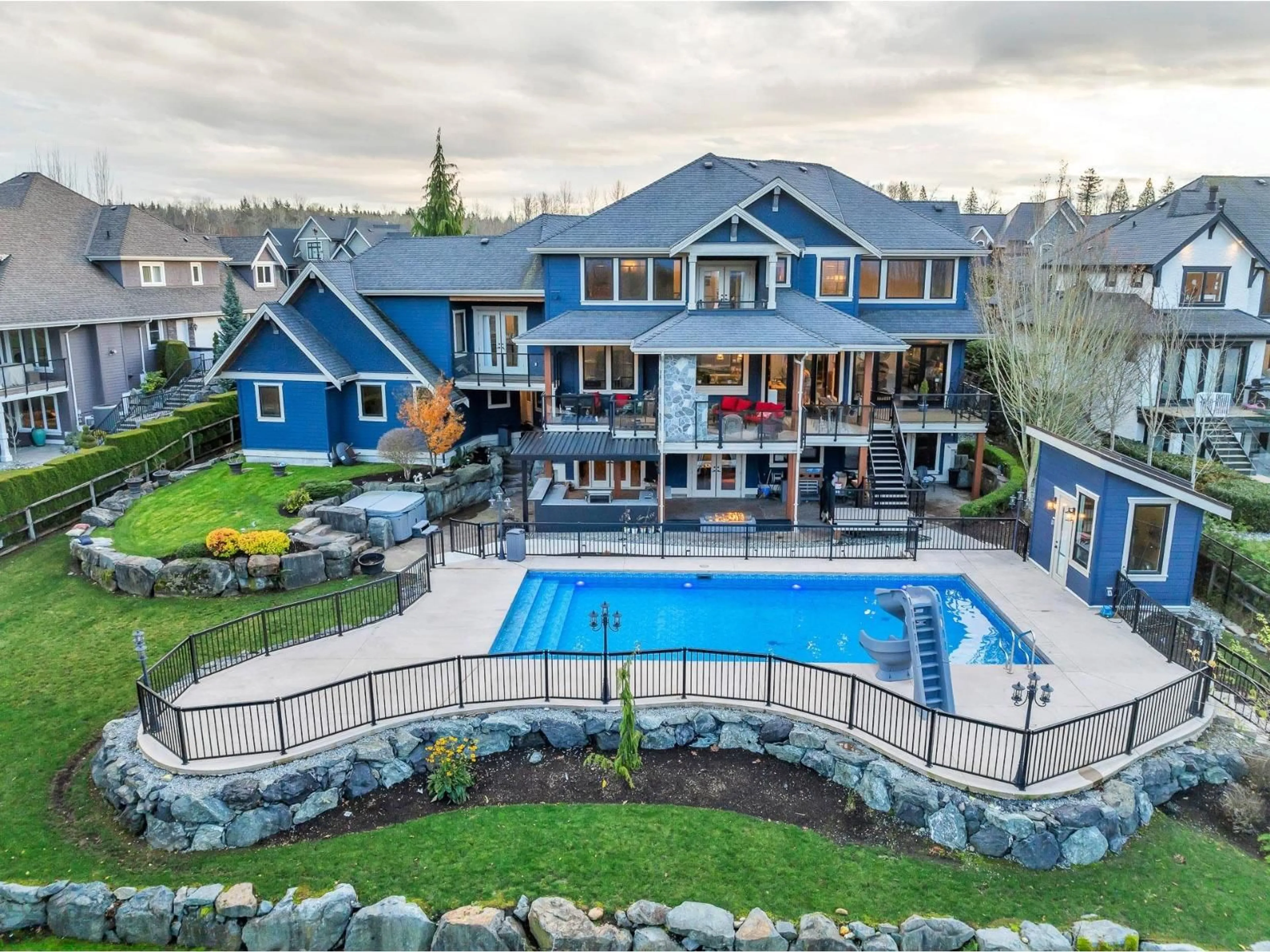 A pic from outside/outdoor area/front of a property/back of a property/a pic from drone, water/lake/river/ocean view for 20069 2, Langley British Columbia V2Z0A3