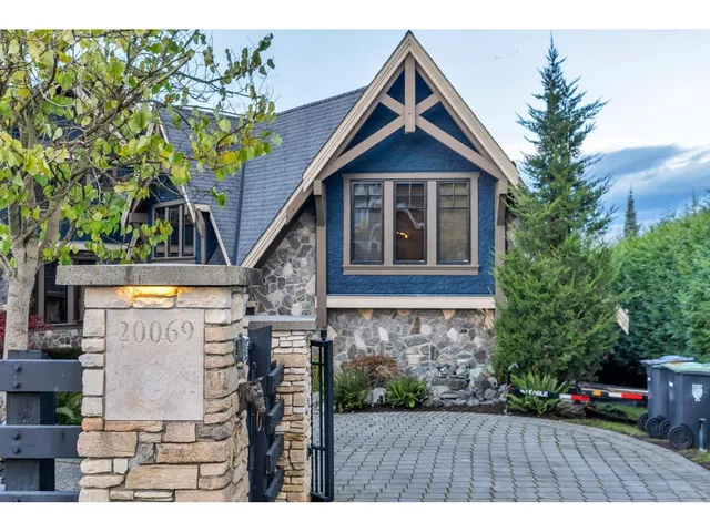 20069 2 AVENUE, Langley 4