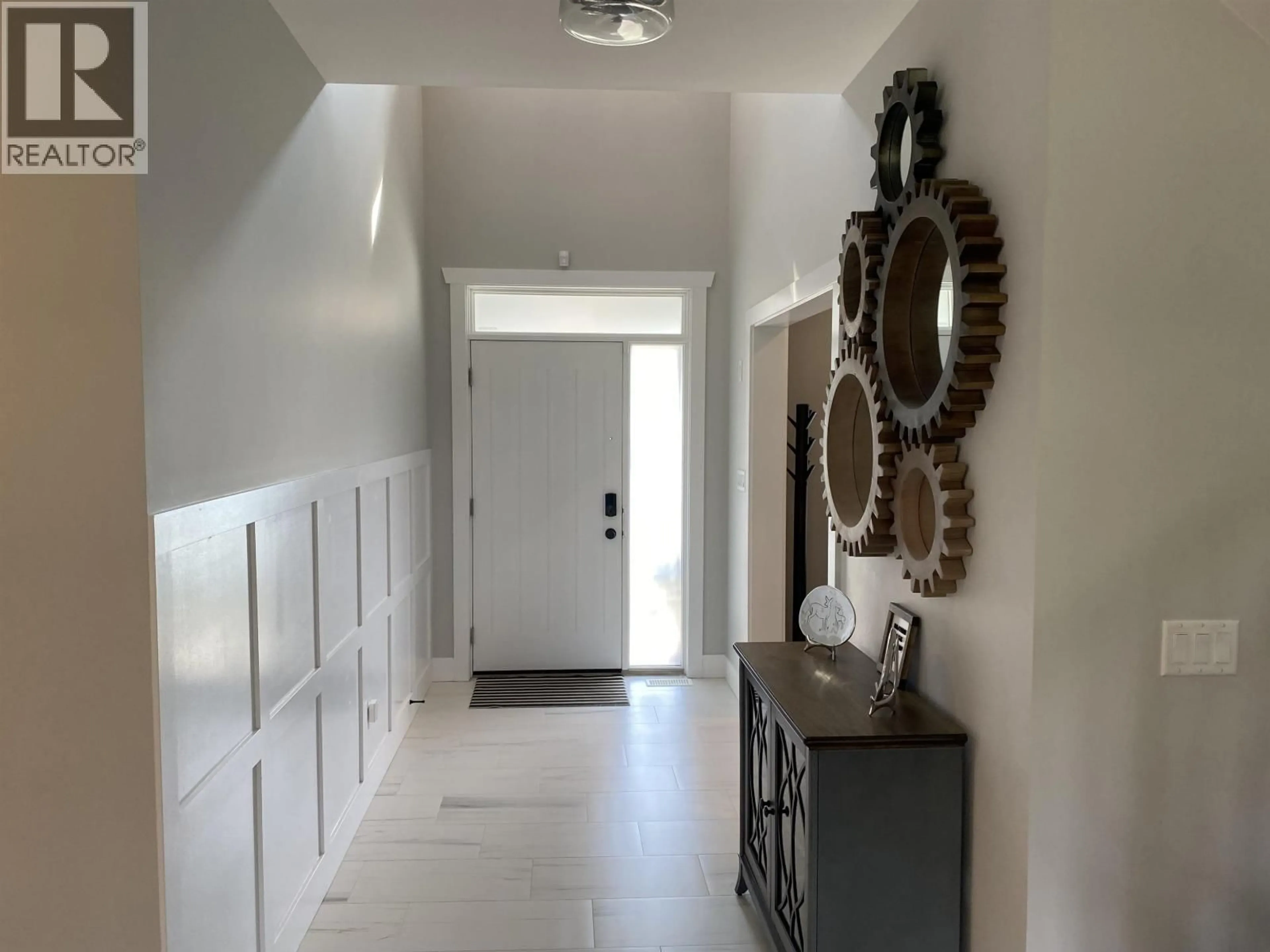 Indoor entryway for 4123 ZANETTE PLACE, Prince George British Columbia V2K0B1