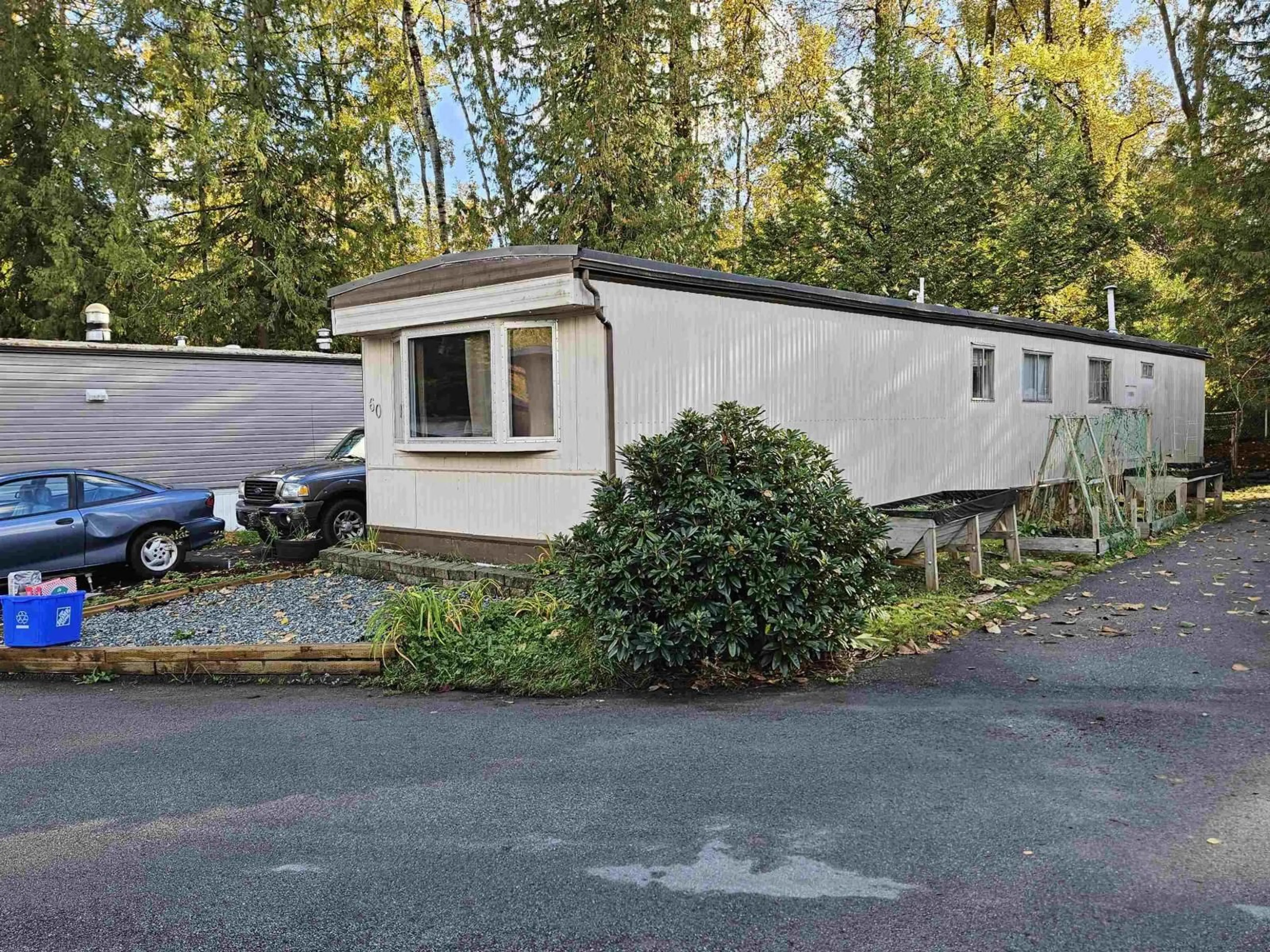 Unknown for 60 - 8220 KING GEORGE BOULEVARD, Surrey British Columbia V3W6E1