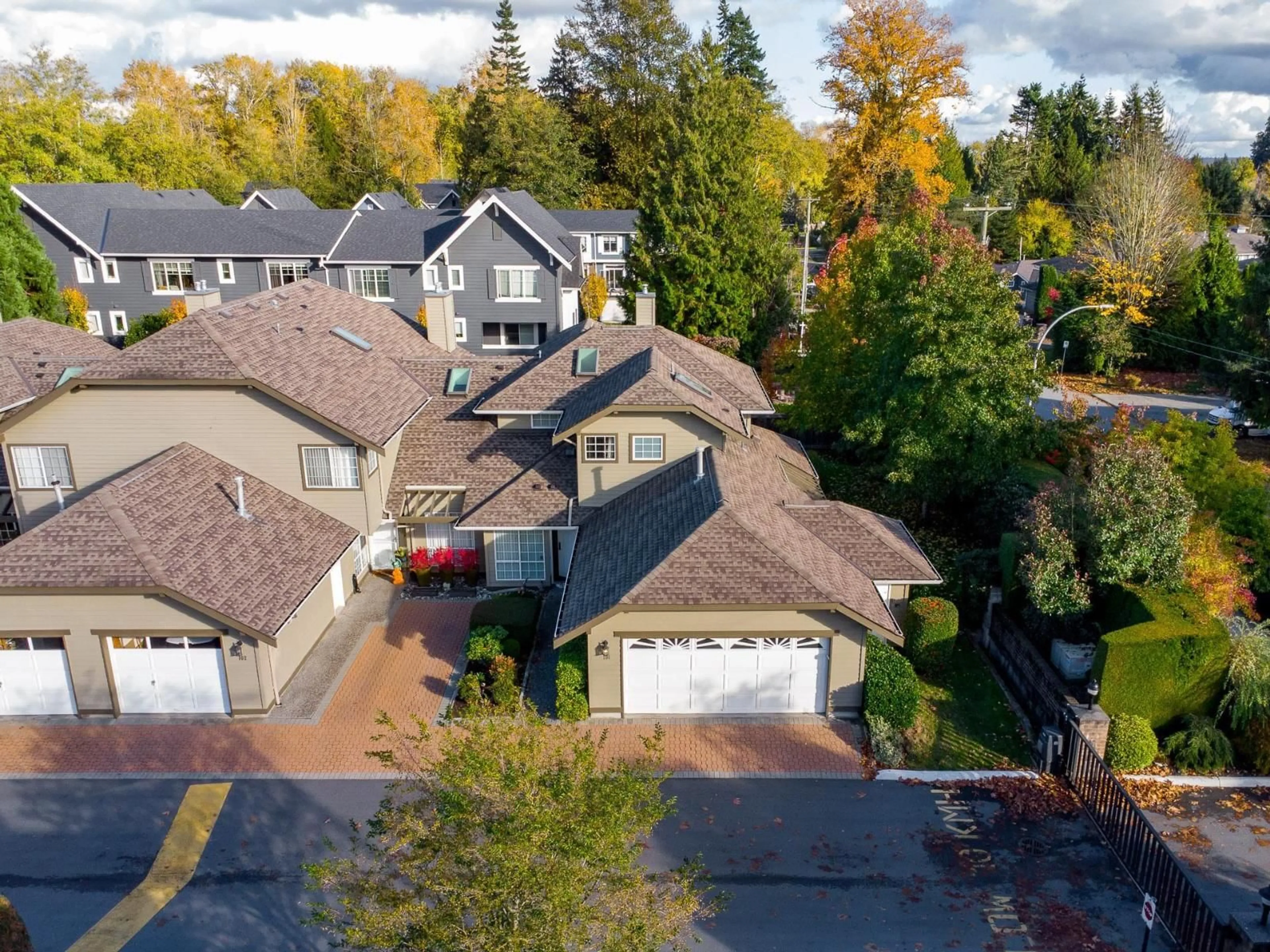 A pic from outside/outdoor area/front of a property/back of a property/a pic from drone, street for 101 - 16275 15, Surrey British Columbia V4A1L4