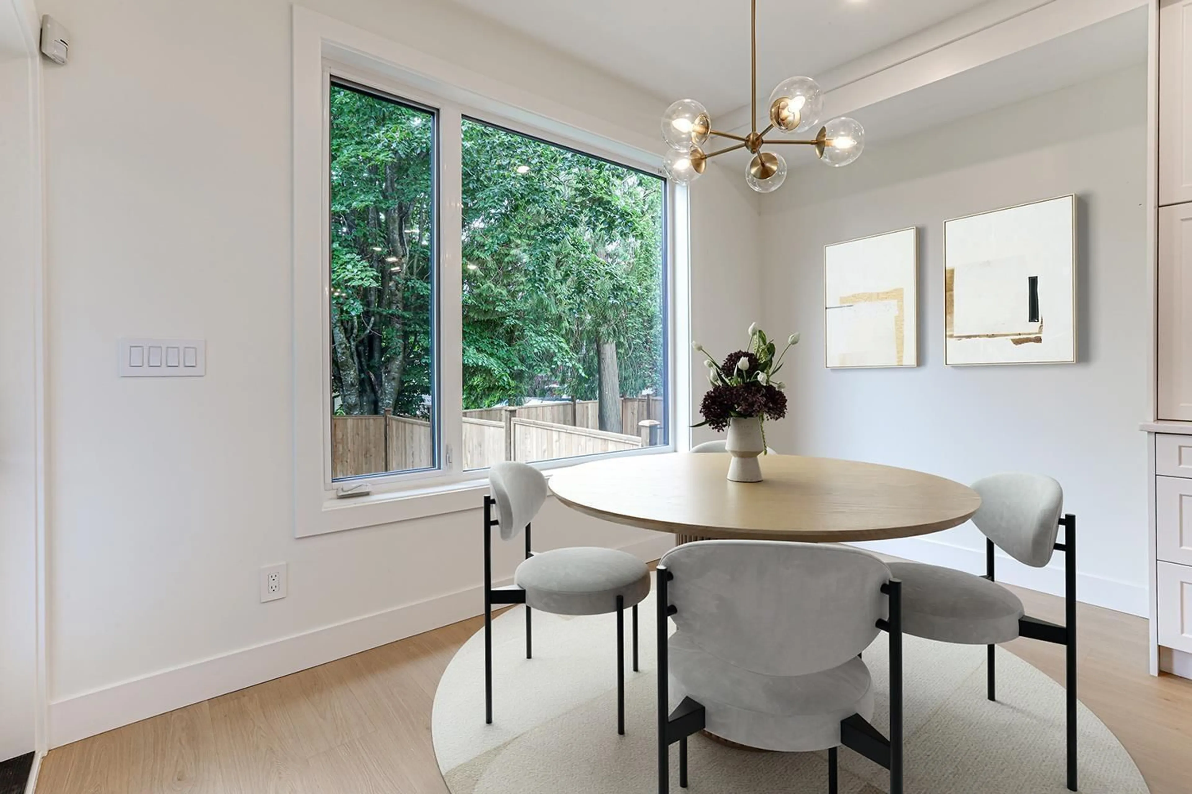 Dining room, wood/laminate floor for 11900 SUNWOOD, Delta British Columbia V4E2X6
