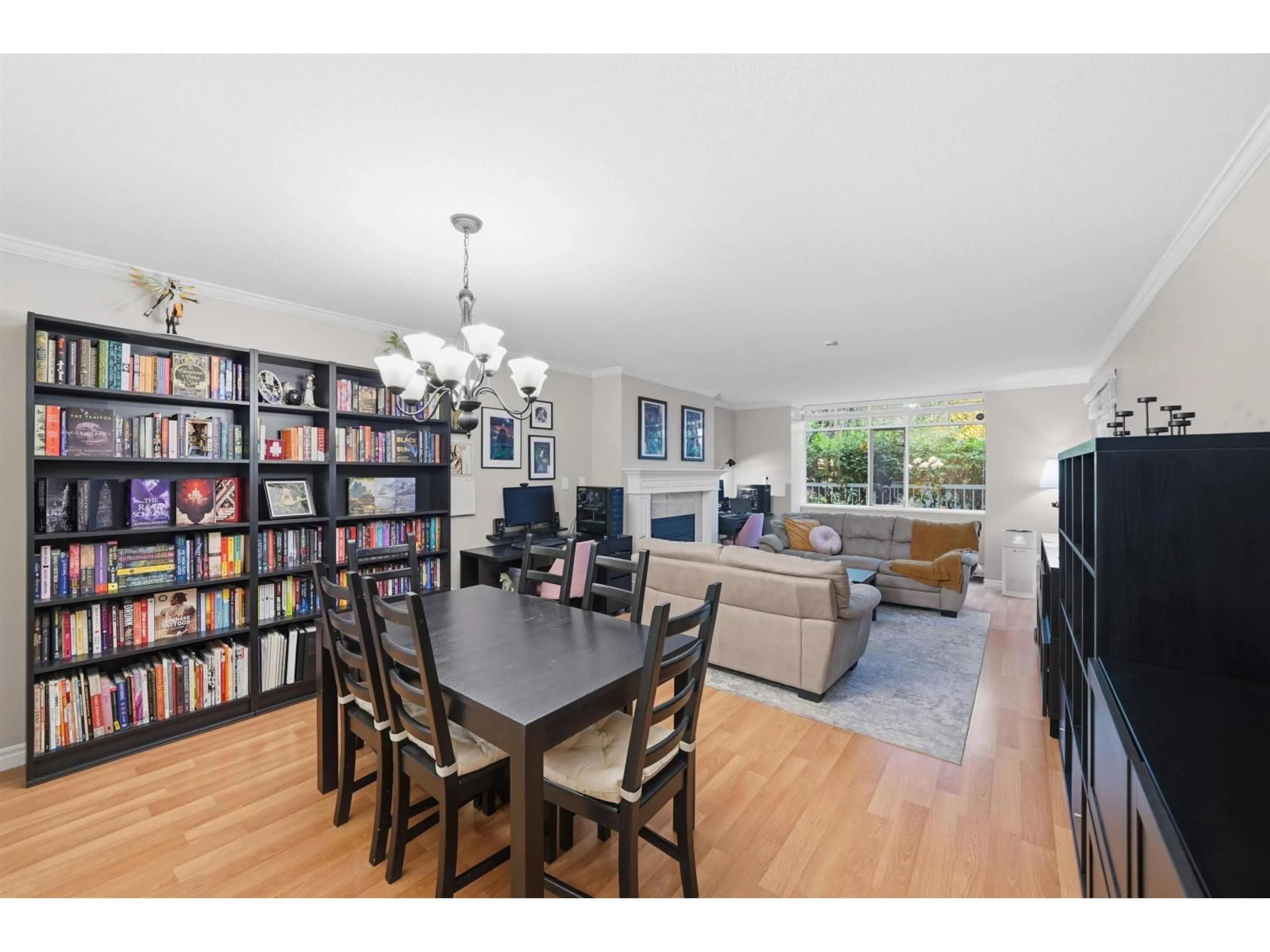 Unknown for 105 - 9767 140, Surrey British Columbia V3T5S4