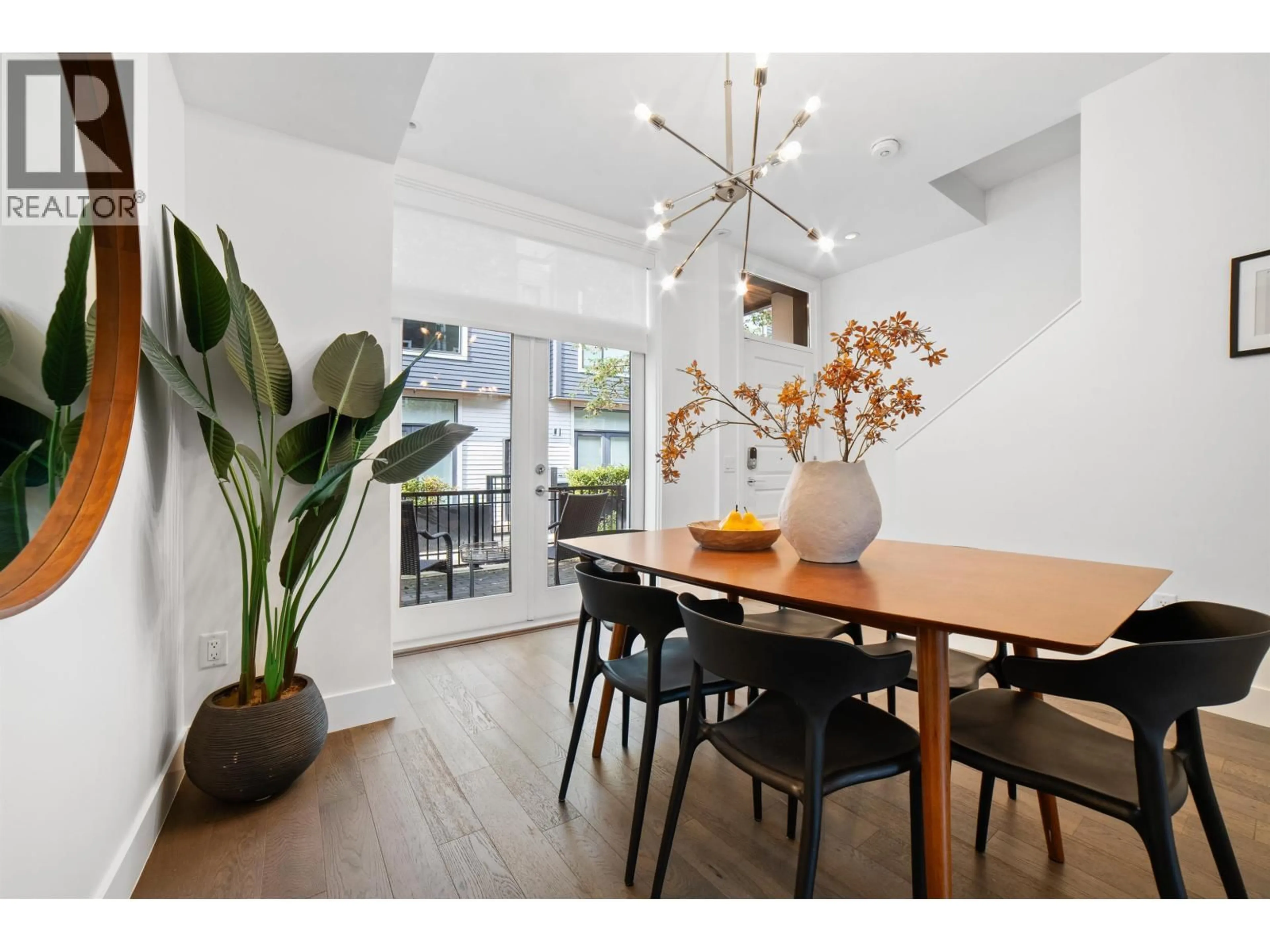 Dining room, wood/laminate floor for 7458 GRANVILLE STREET, Vancouver British Columbia V6P0G1