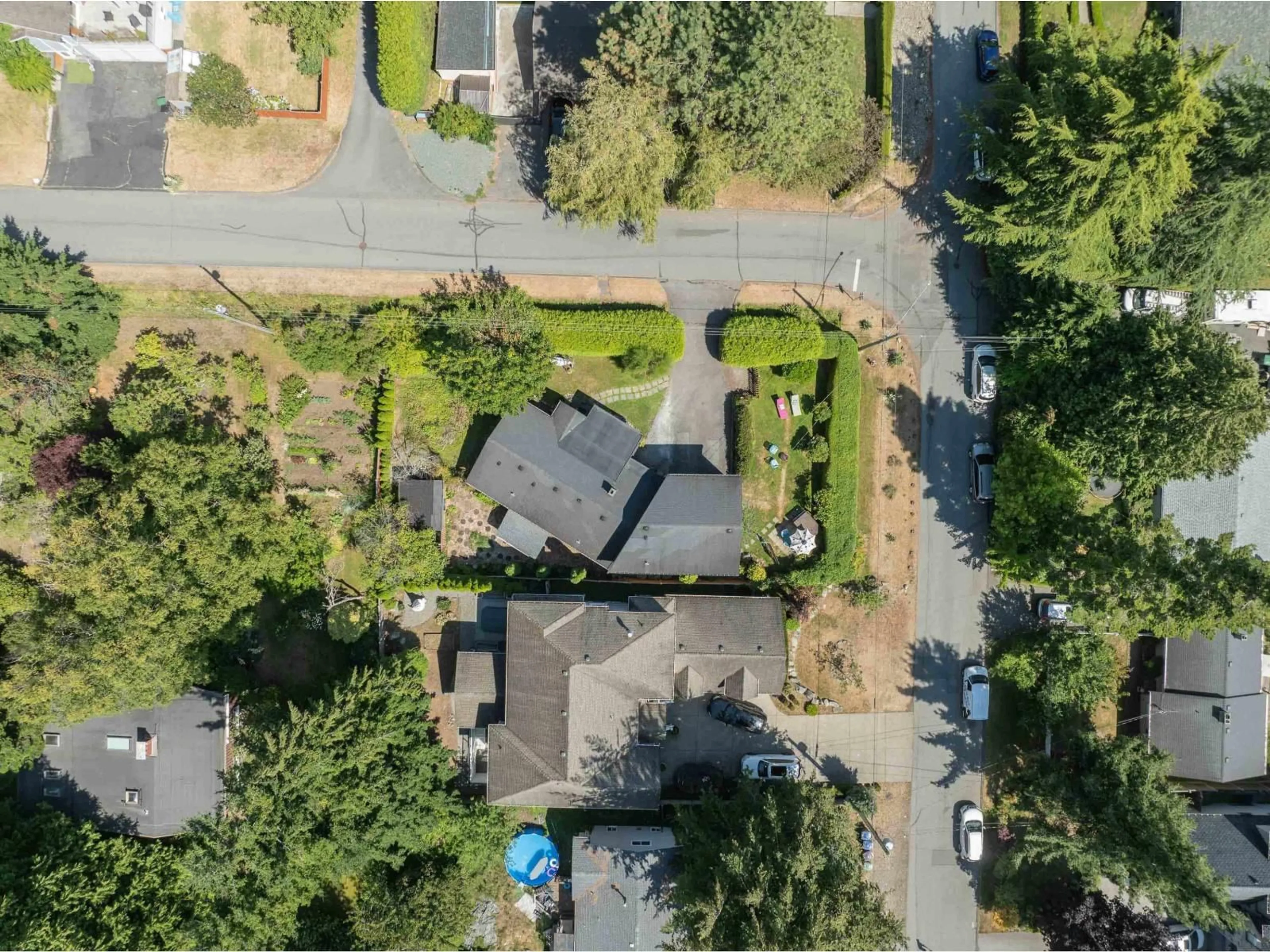 A pic from outside/outdoor area/front of a property/back of a property/a pic from drone, street for 13195 14, Surrey British Columbia V4A1G6