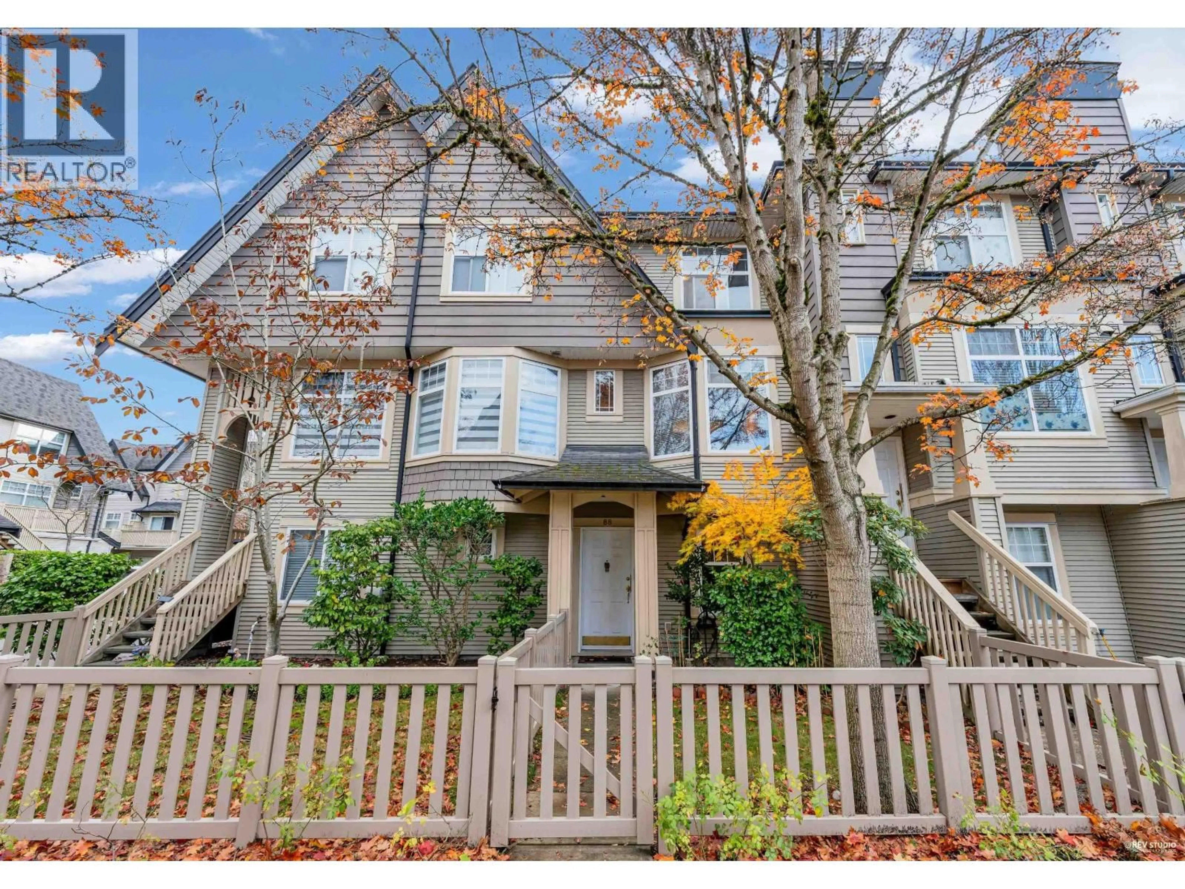 Unknown for 88 - 3711 ROBSON COURT, Richmond British Columbia V7C5T8