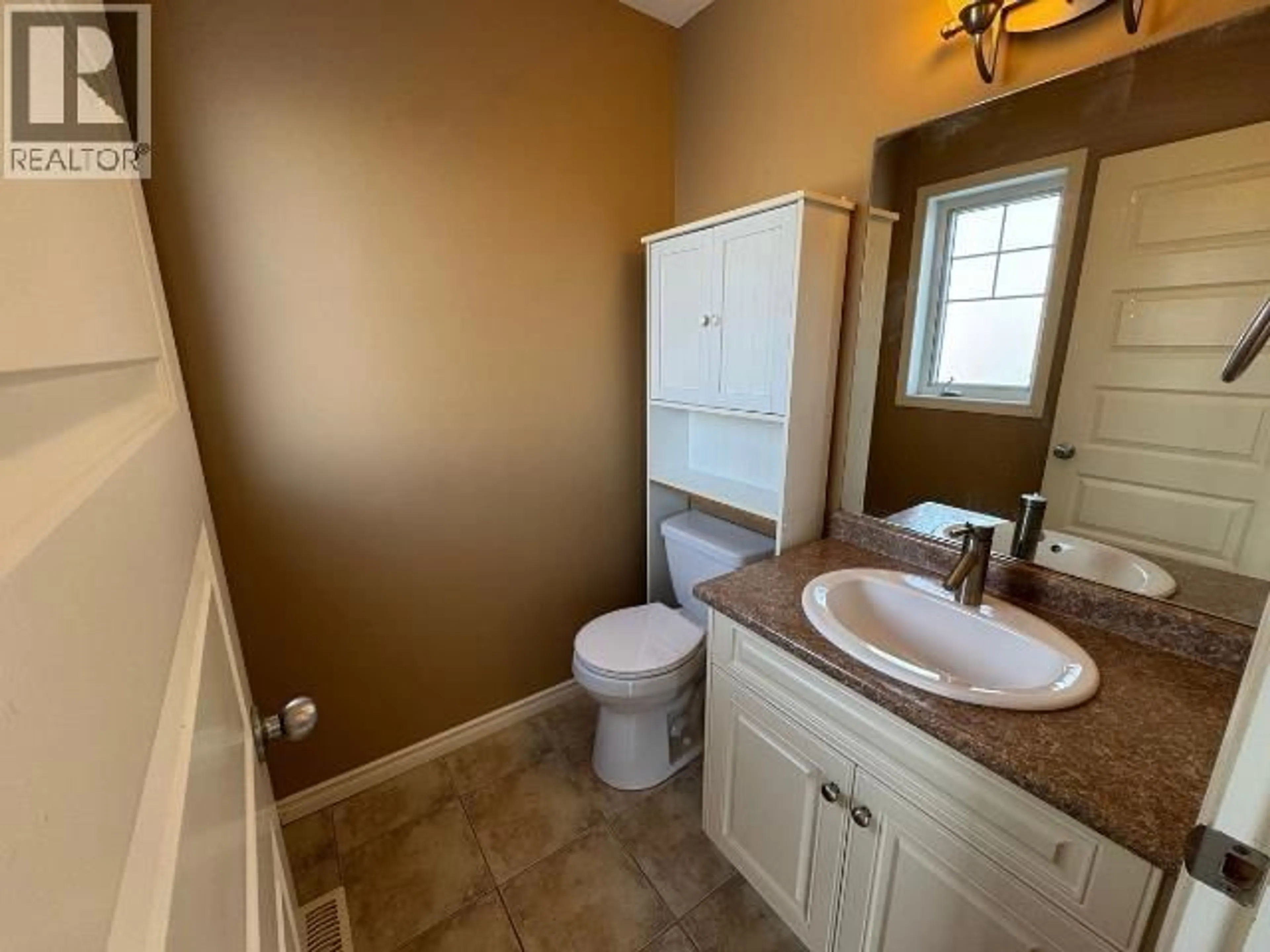 Standard bathroom, ceramic/tile floor for 11314 88A STREET, Fort St. John British Columbia V1J0C5