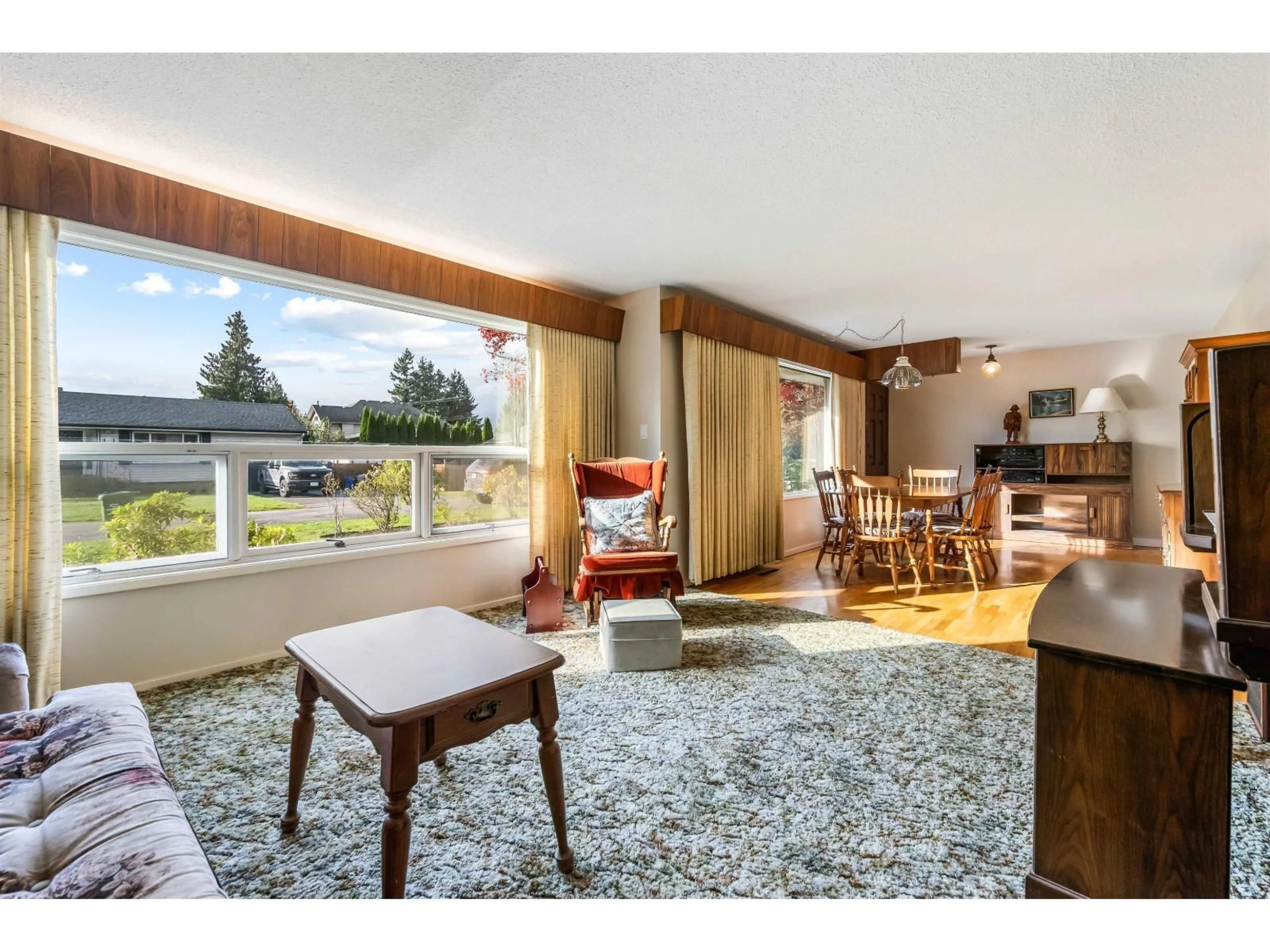 Living room with furniture, unknown for 9170 HOLLY STREET, Chilliwack British Columbia V2P6A7