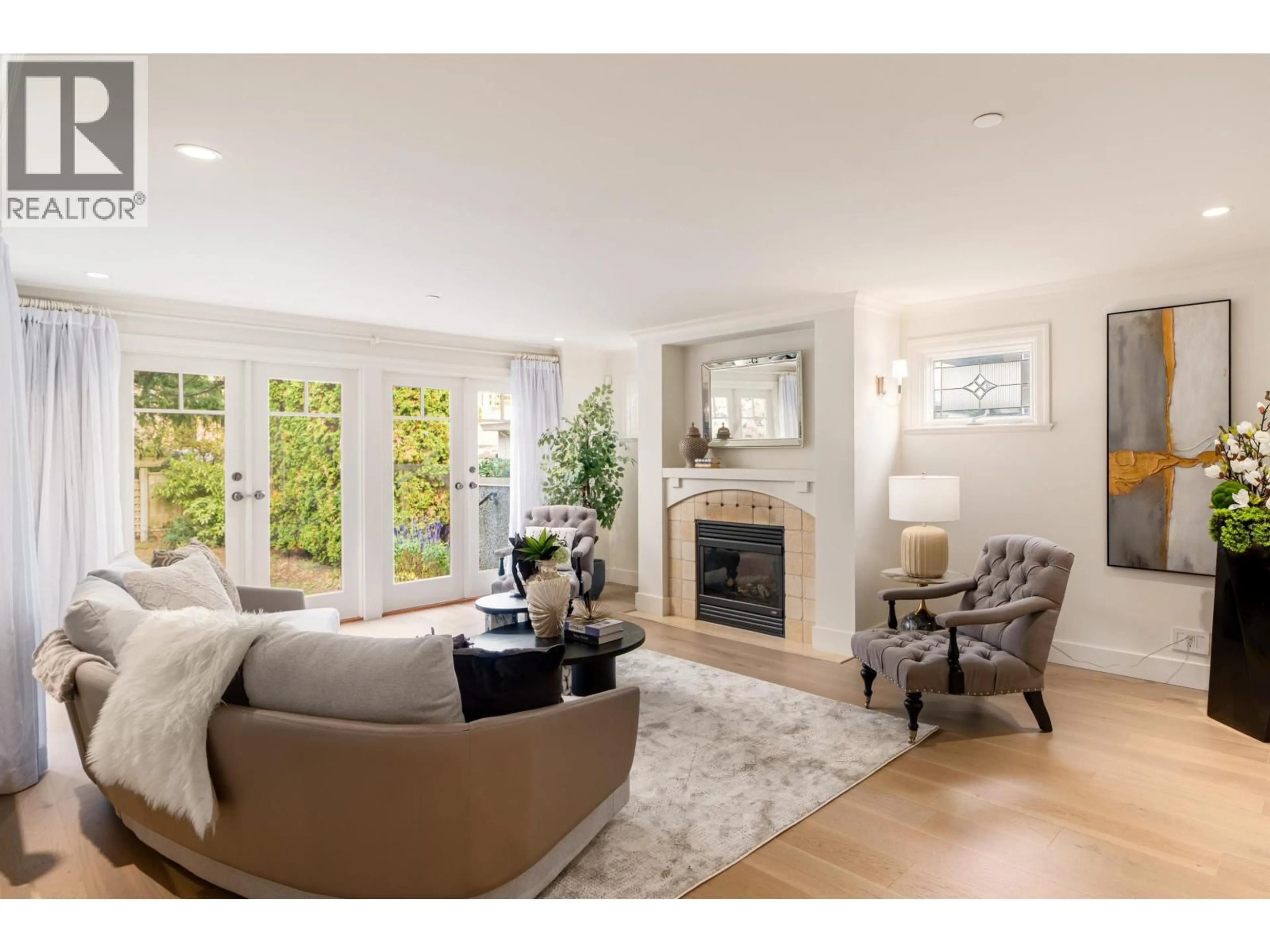 Living room with furniture, unknown for 3939 34TH AVENUE, Vancouver British Columbia V6N2L4