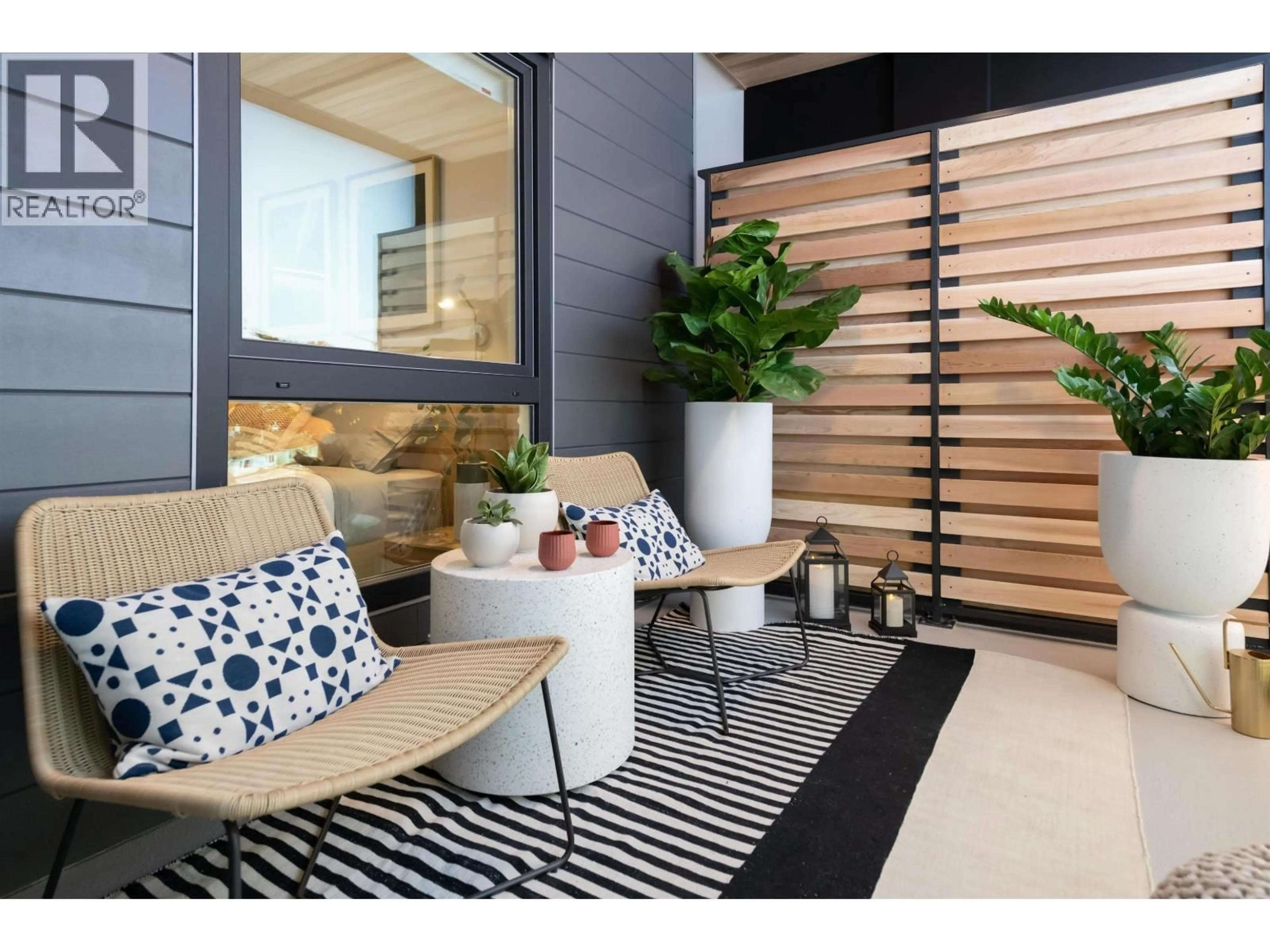 Indoor entryway for 319 - 203-263 49TH AVENUE, Vancouver British Columbia V5Y2Z8