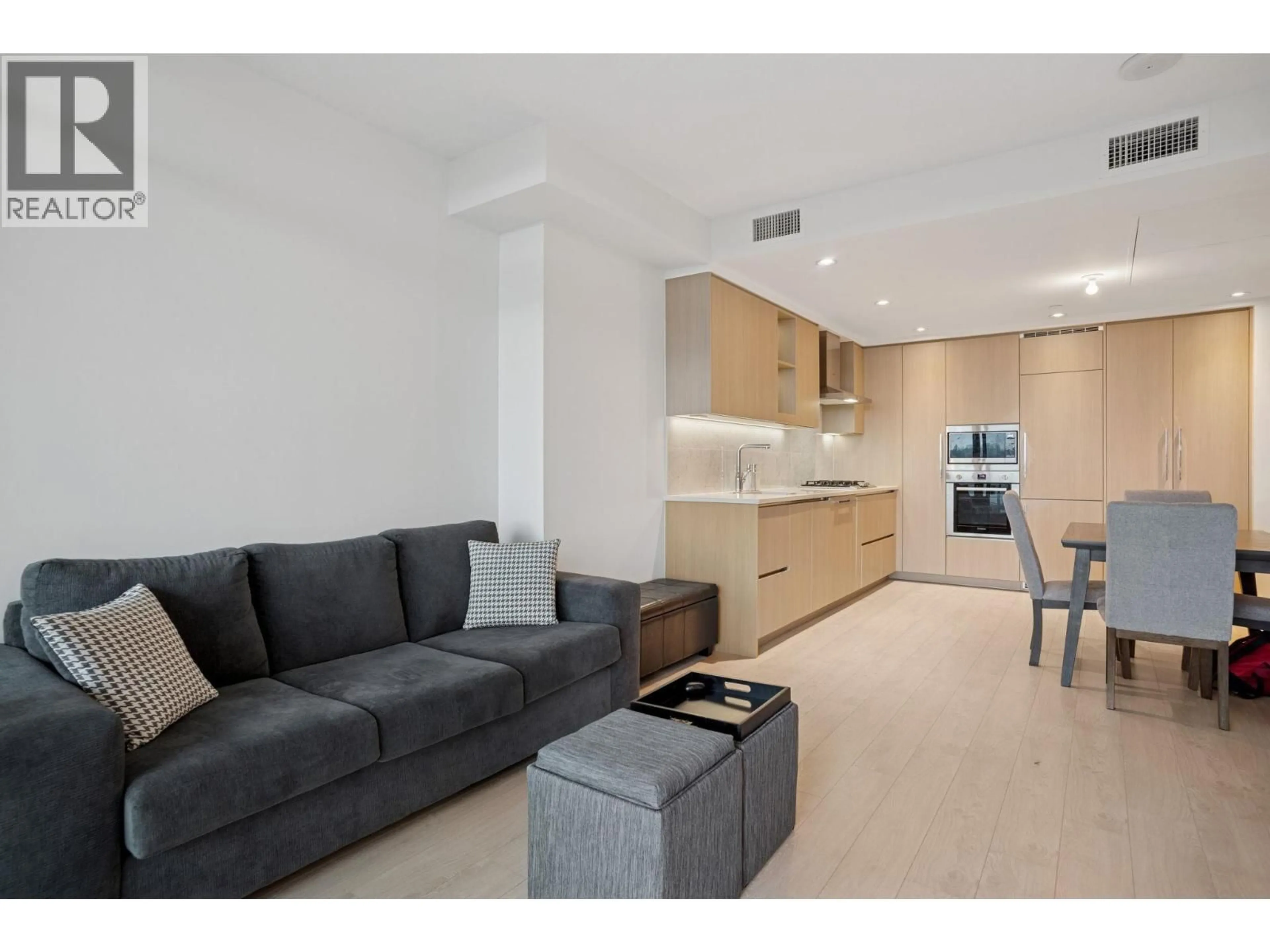 Living room with furniture, unknown for 1506 - 4730 LOUGHEED HIGHWAY, Burnaby British Columbia V5C0M9