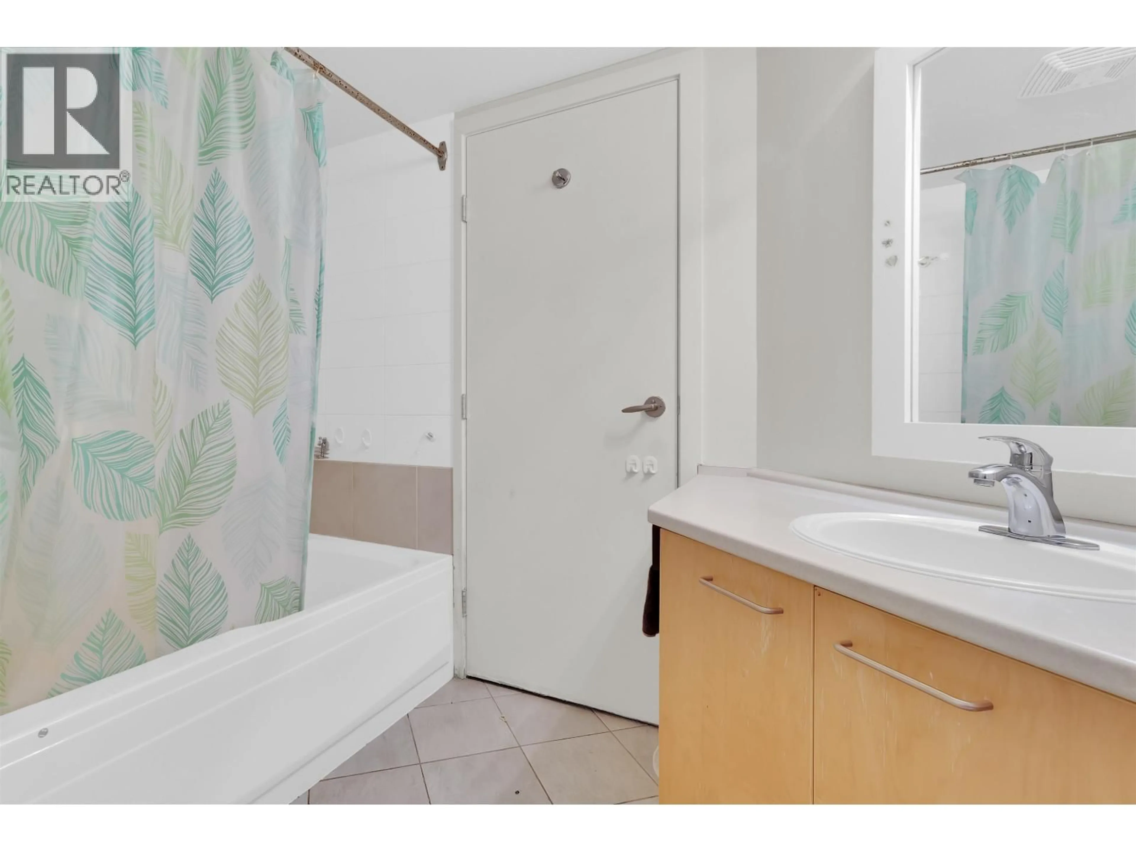 Standard bathroom, unknown for 58 - 9339 ALBERTA ROAD, Richmond British Columbia V6Y4E3