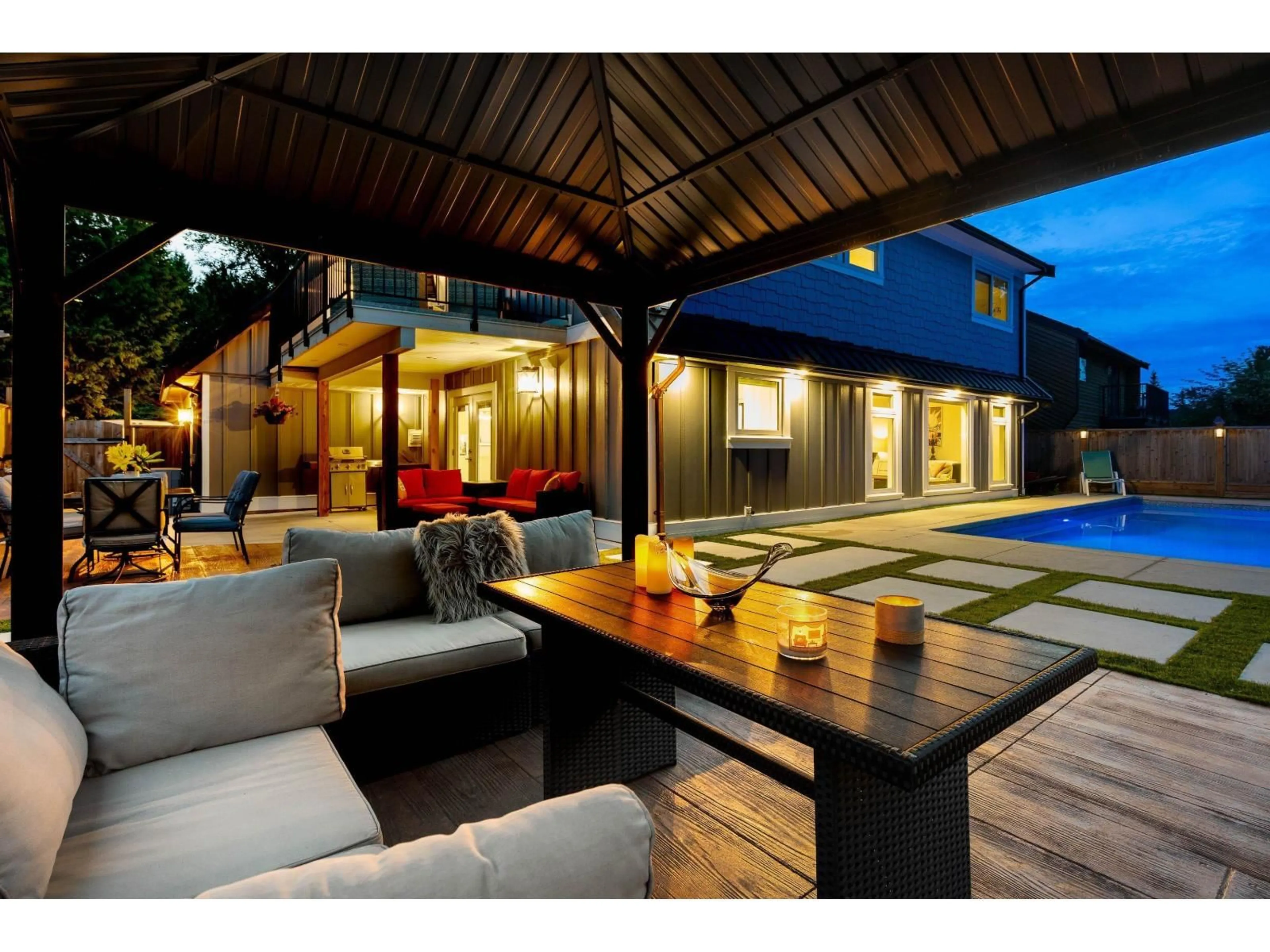 Patio, street for 4560 196A, Langley British Columbia V3A7G6