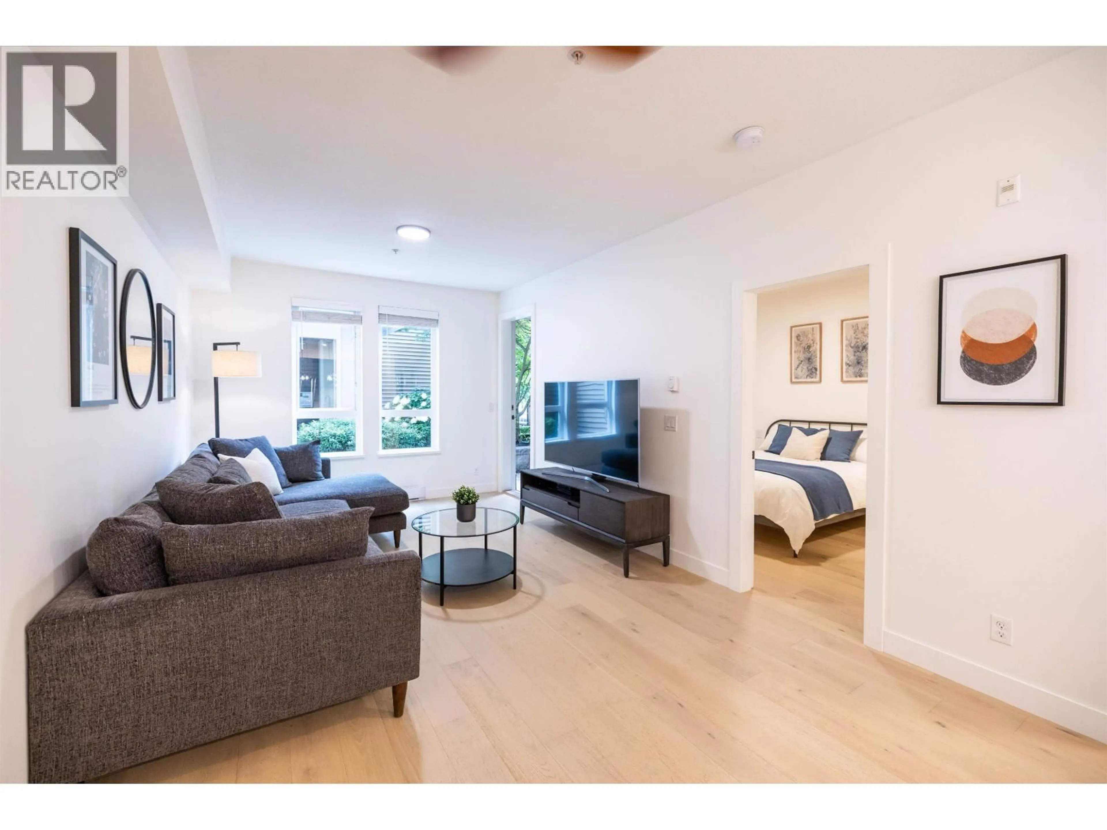 Living room with furniture, unknown for 110 - 12040 222 STREET, Maple Ridge British Columbia V2X9G8