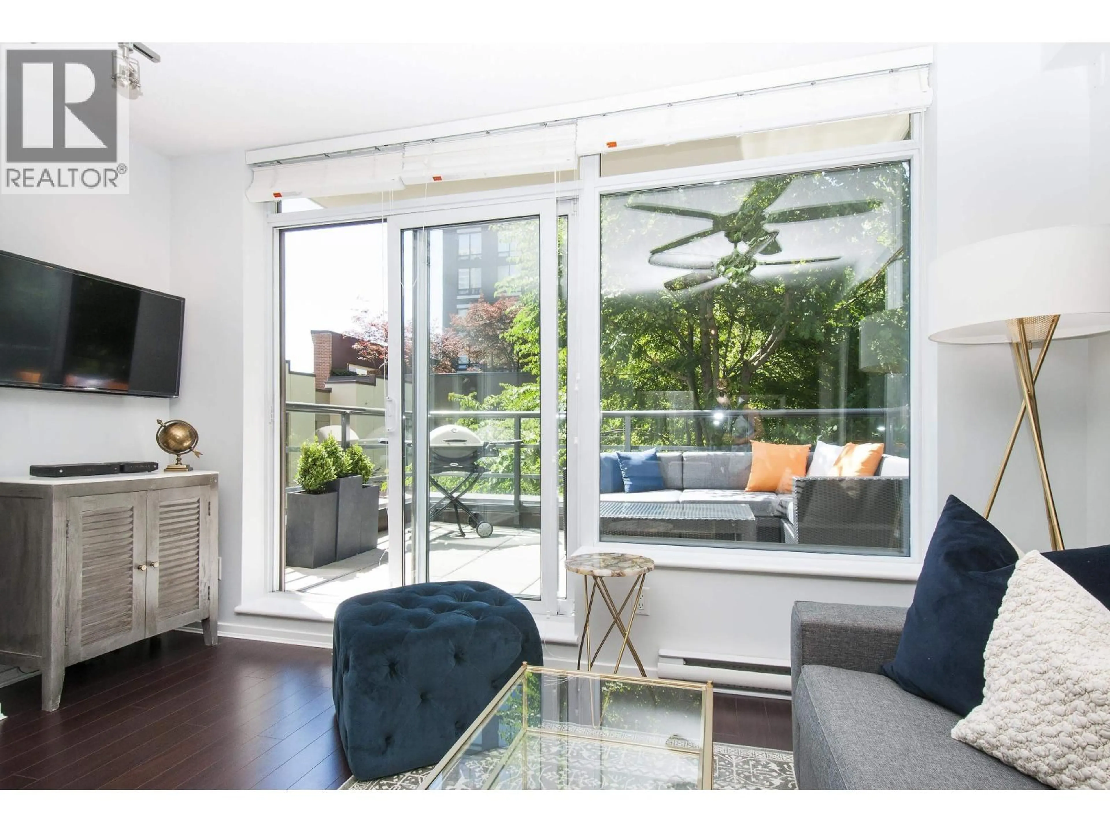 Living room with furniture, unknown for 307 - 1001 HOMER STREET, Vancouver British Columbia V6B1M9