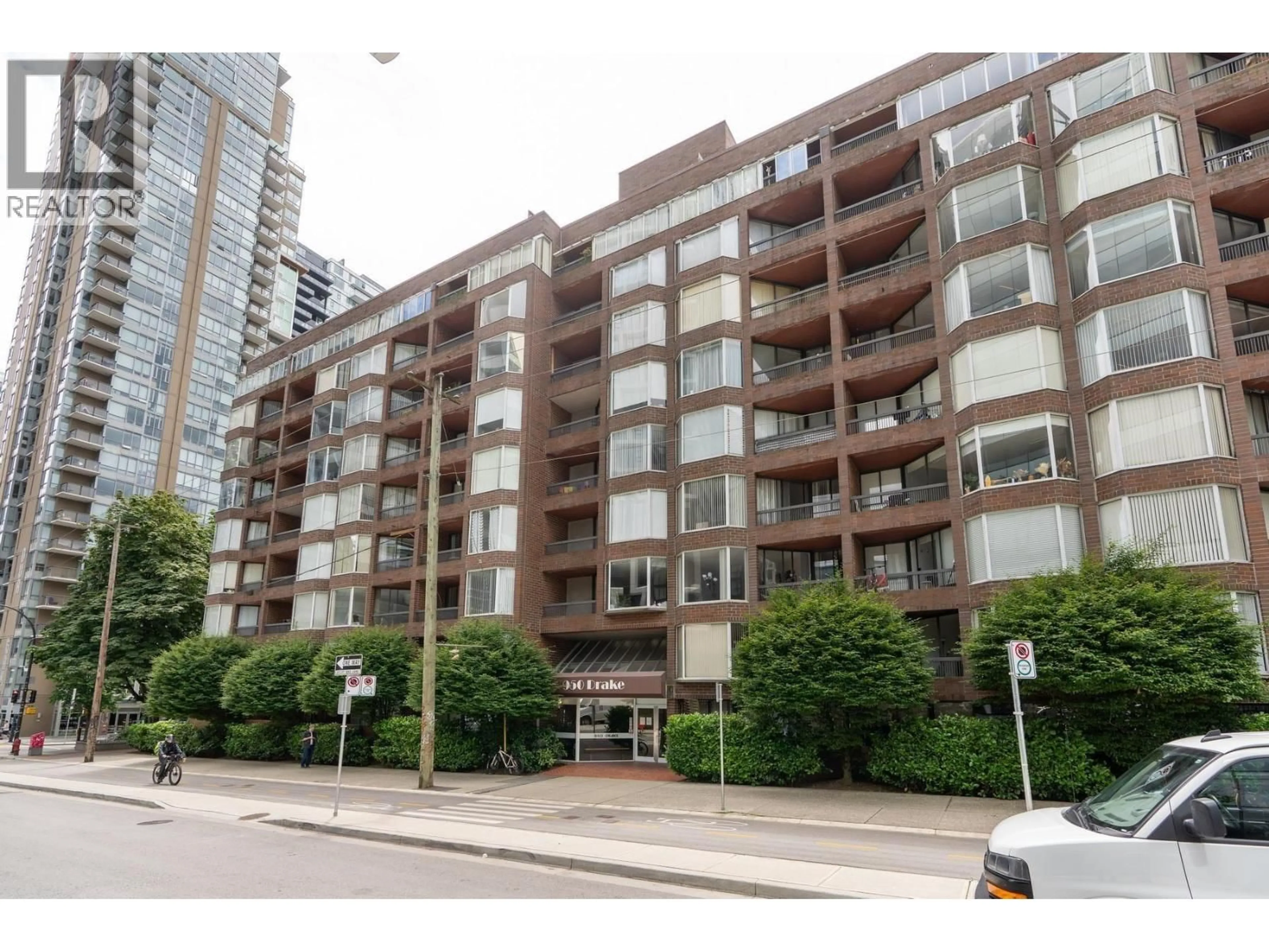 Unknown for 707 - 950 DRAKE STREET, Vancouver British Columbia V6Z2B9