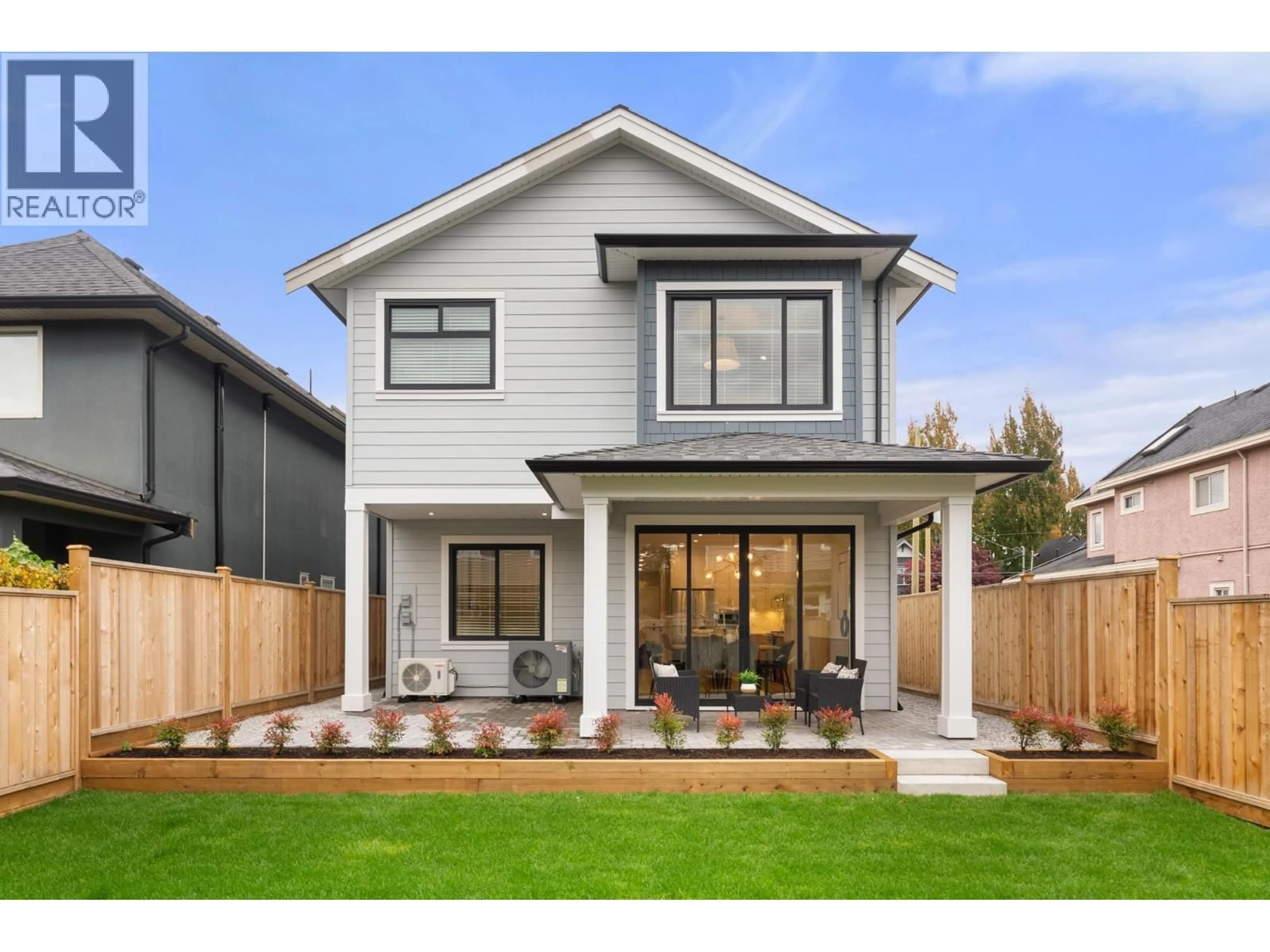 Home with vinyl exterior material, street for 4880 GARRY STREET, Richmond British Columbia V7E2V3