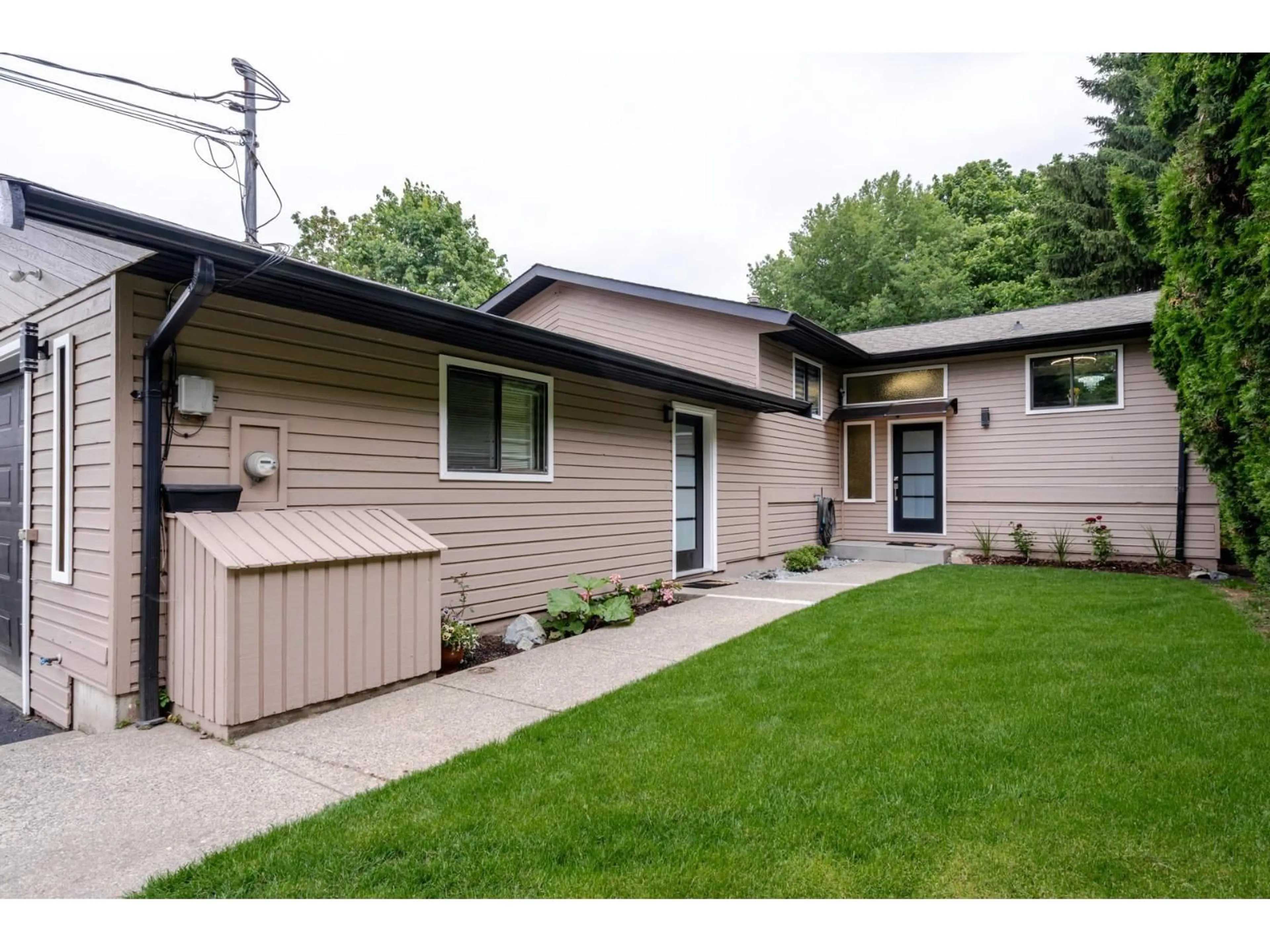 Unknown for 33897 WALNUT, Abbotsford British Columbia V2S2S2