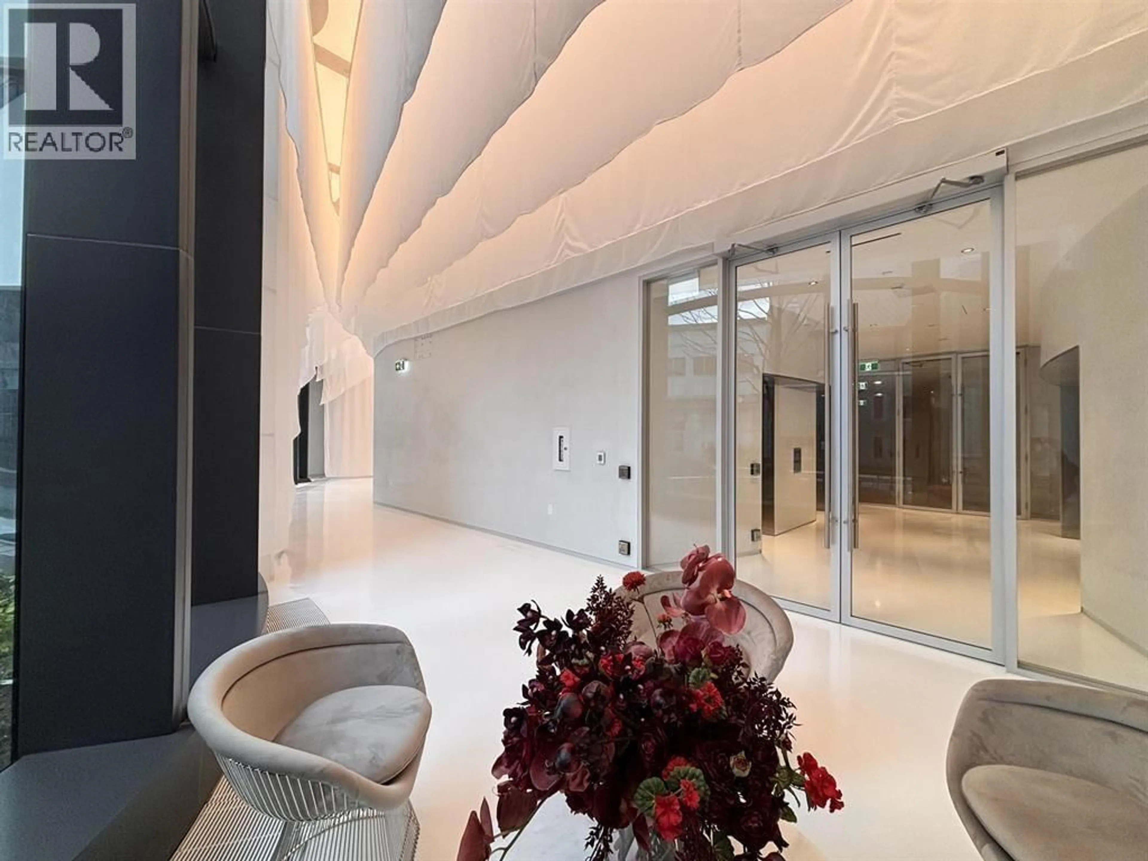 Indoor foyer for 2702 - 1033 NELSON STREET, Vancouver British Columbia V6E0E5