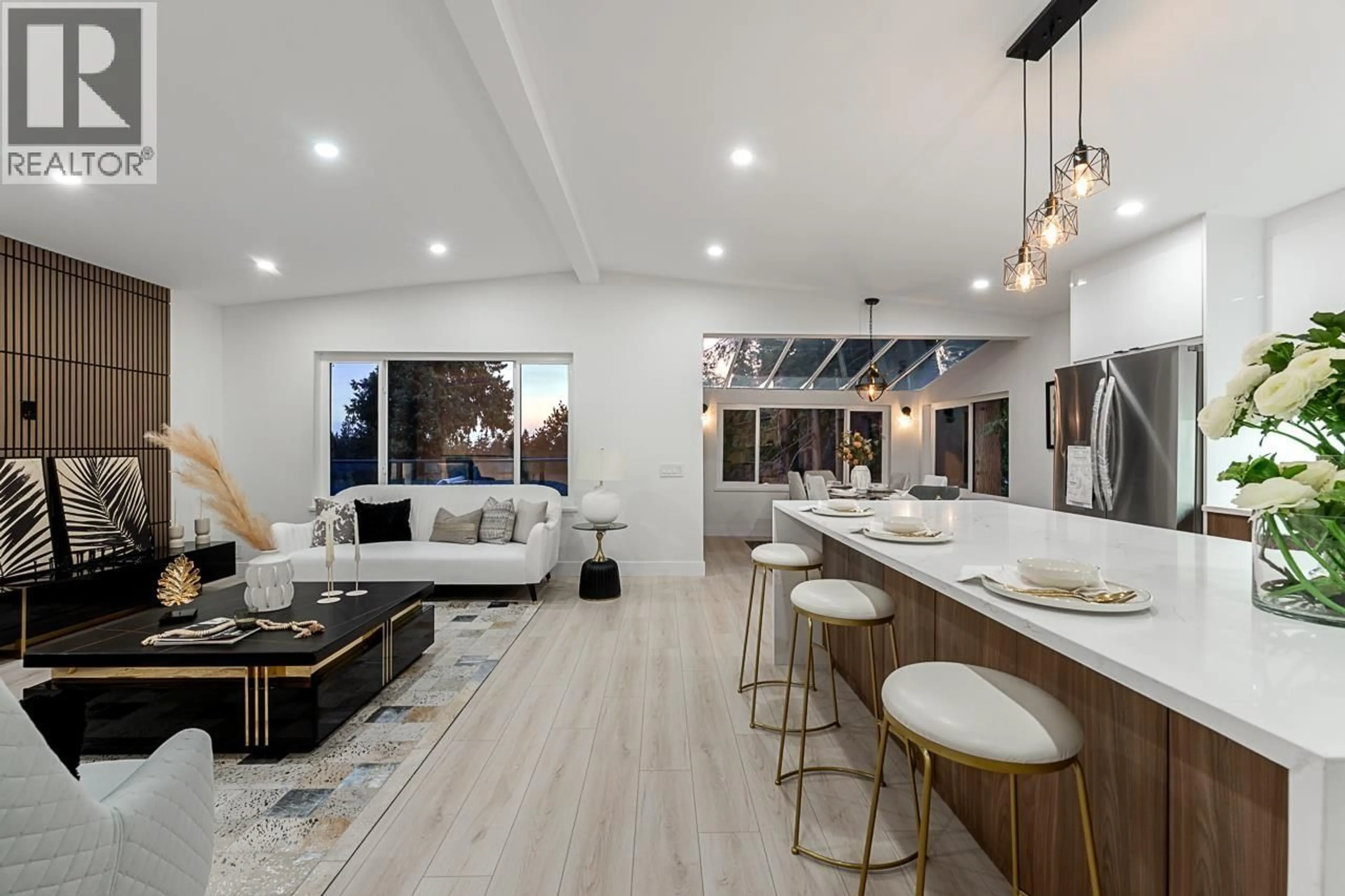 Open concept kitchen, unknown for 531 GREENWAY AVENUE, North Vancouver British Columbia V7N3C9