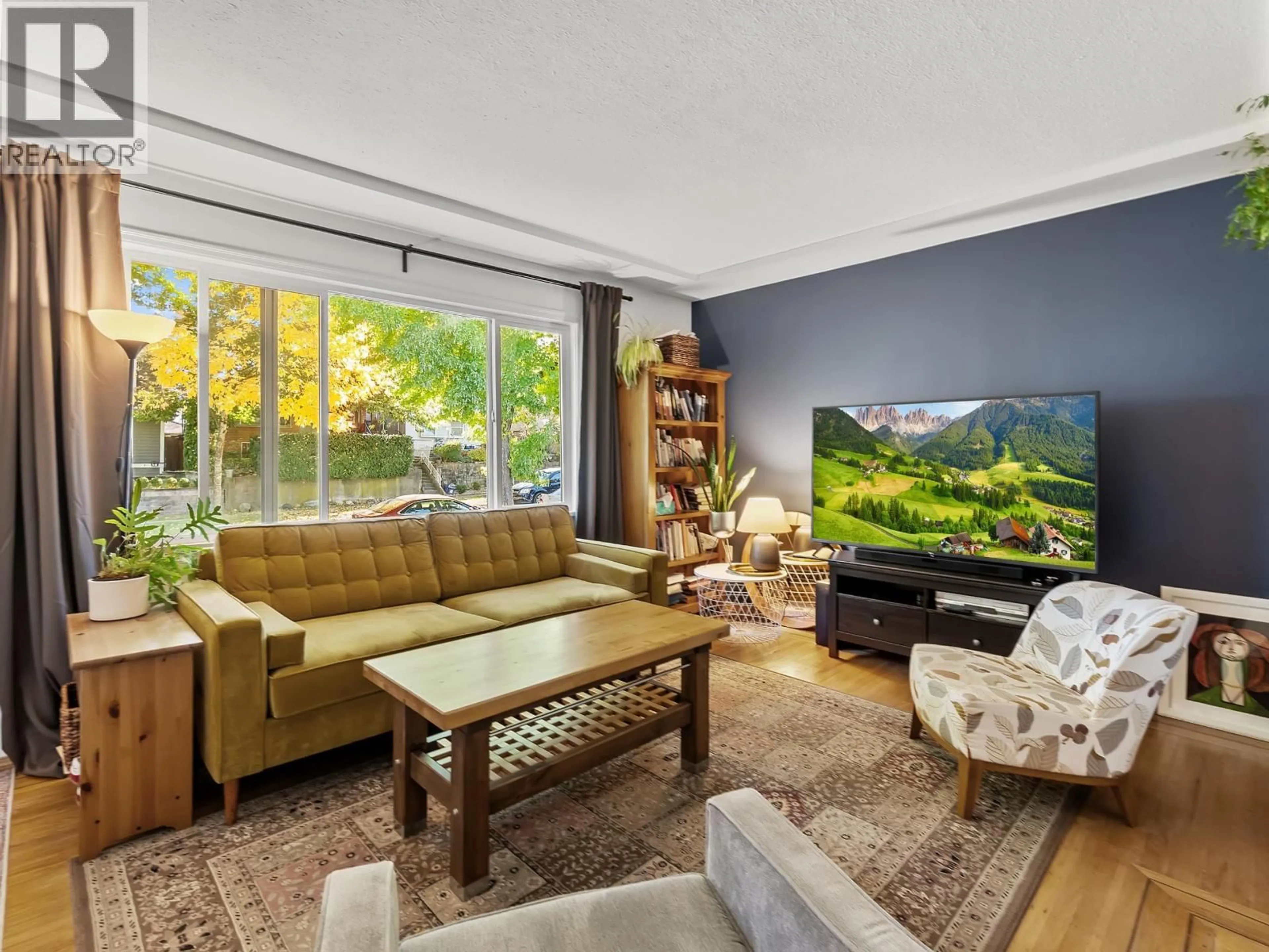 Living room with furniture, unknown for 4833 HENRY STREET, Vancouver British Columbia V5V4Z2