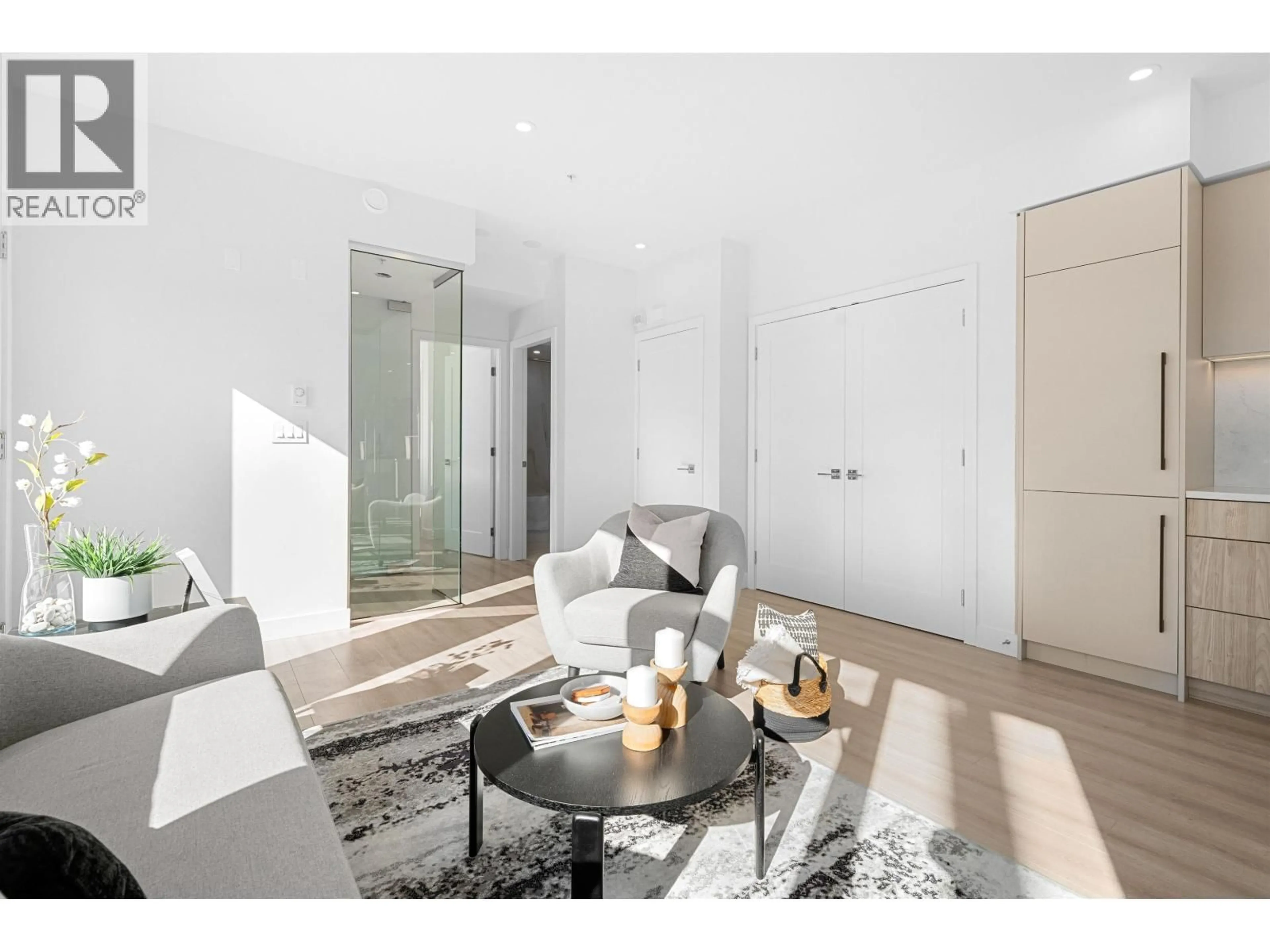 Unknown for 107 - 7161 17TH AVENUE, Burnaby British Columbia V3N1K8