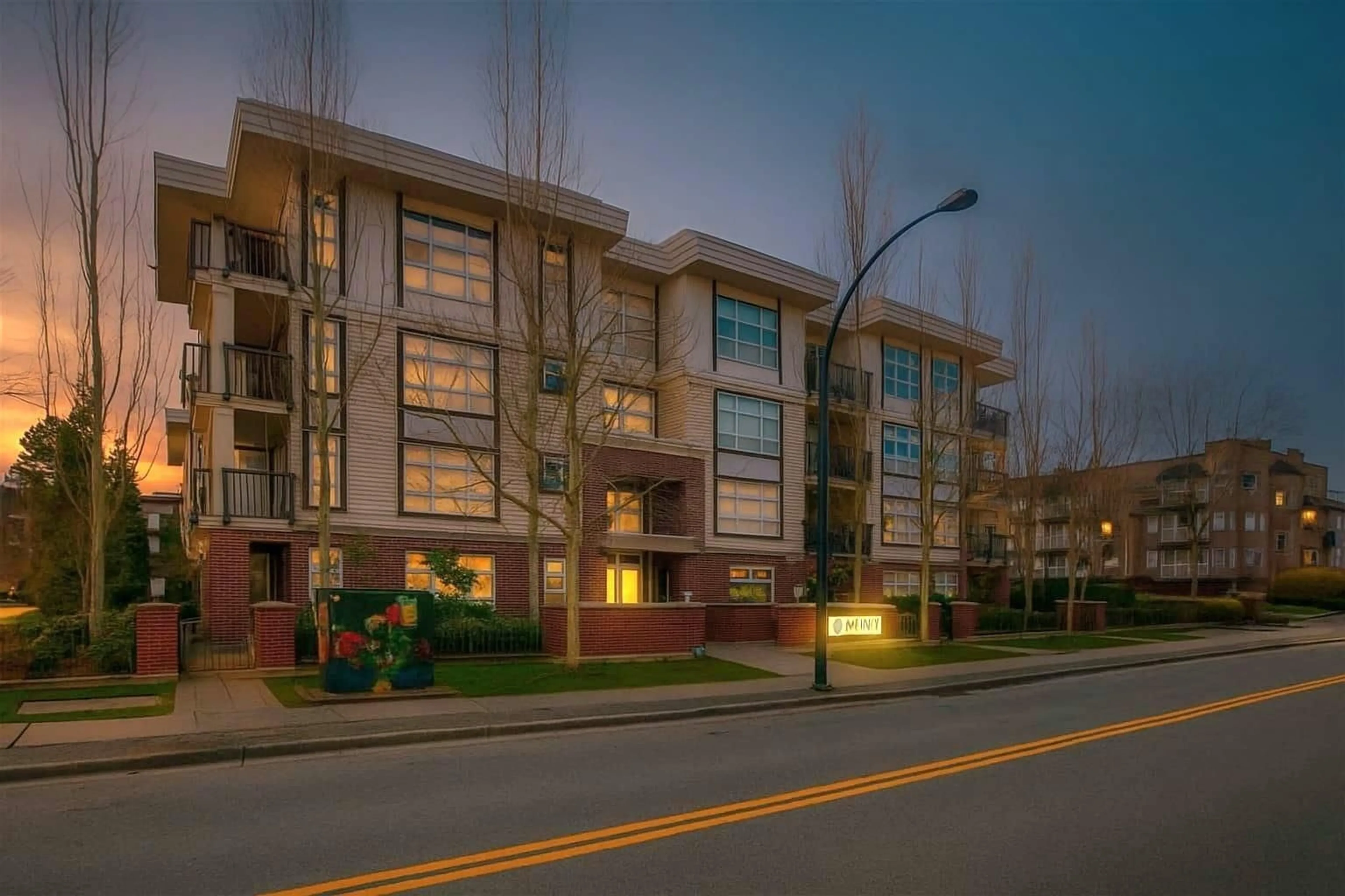 Unknown for 111 - 15168 19, Surrey British Columbia V4A0A5