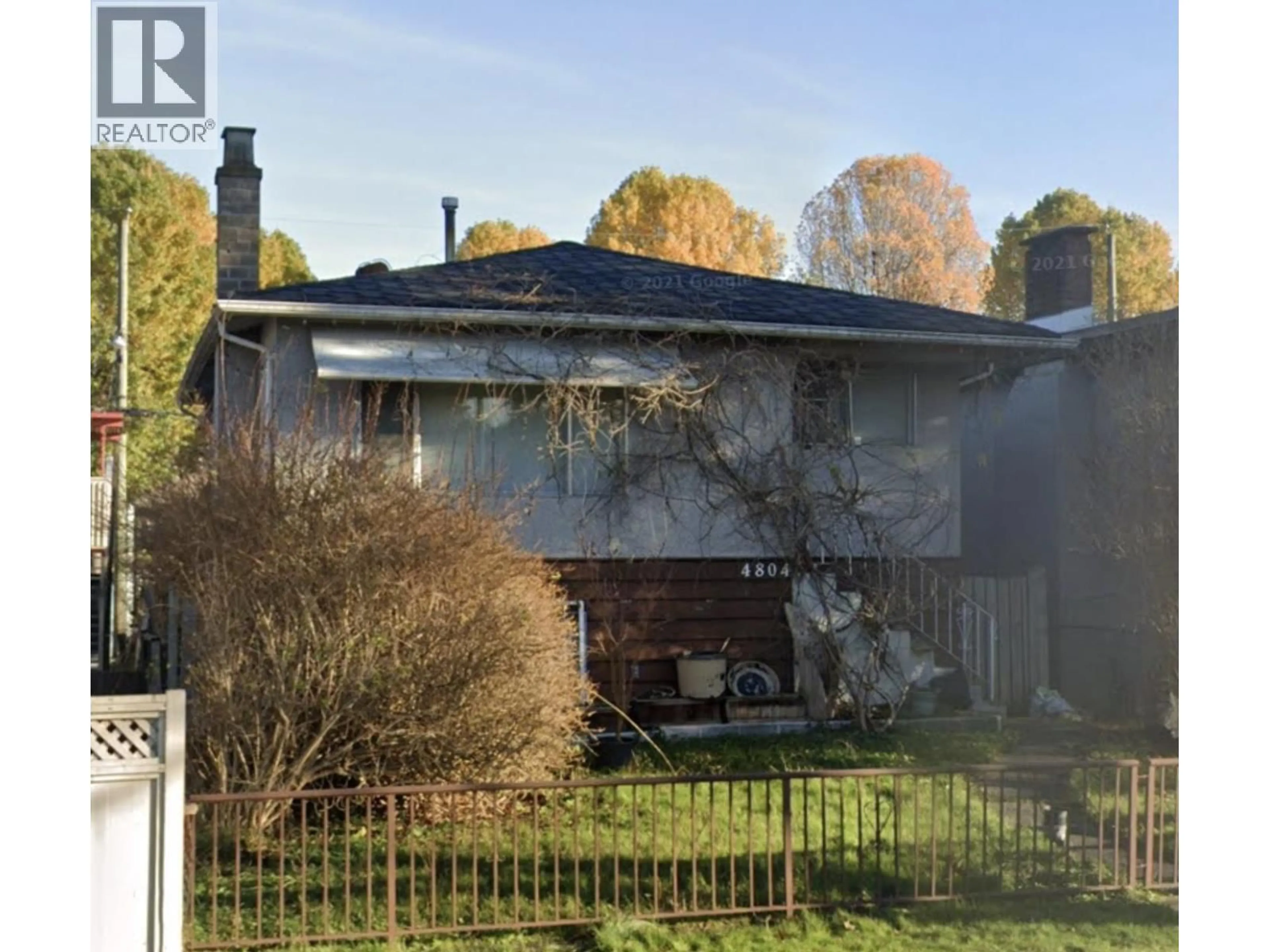 A pic from outside/outdoor area/front of a property/back of a property/a pic from drone, building for 4804 CULLODEN STREET, Vancouver British Columbia V5V4X9