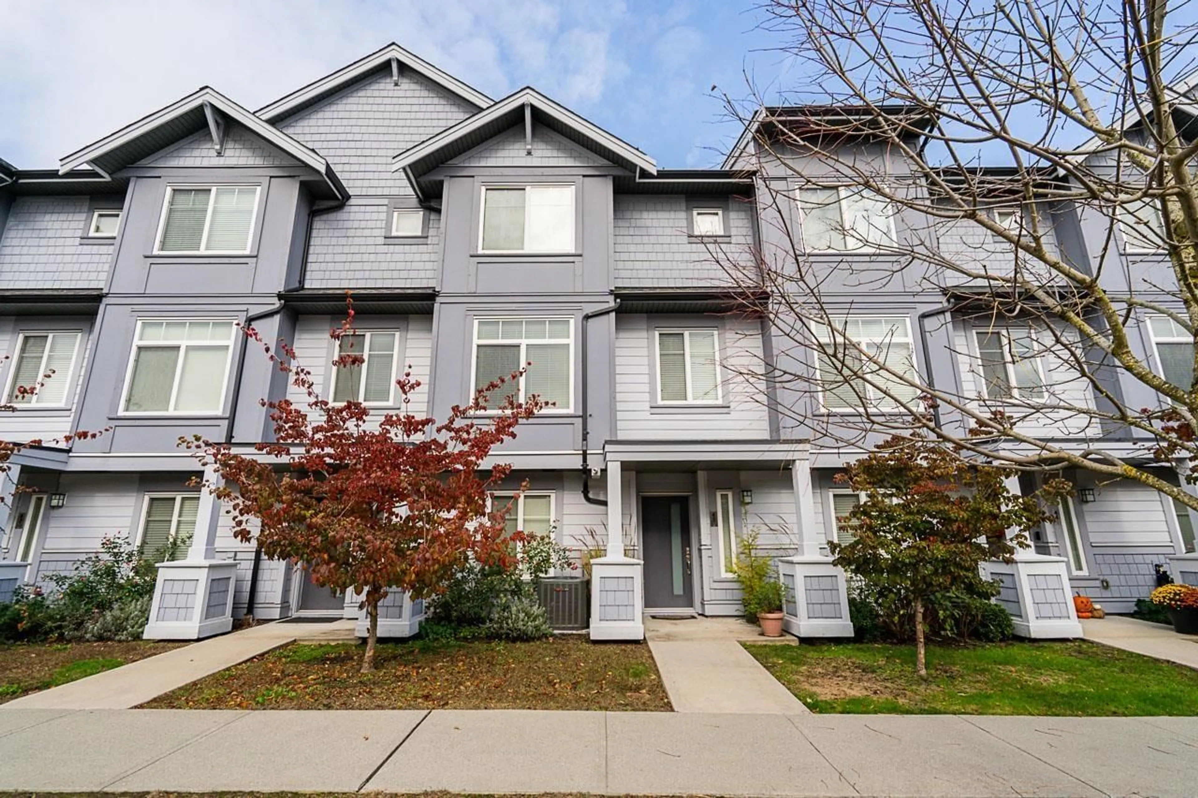 Home with vinyl exterior material, street for 45 - 19239 70, Surrey British Columbia V4N6S8