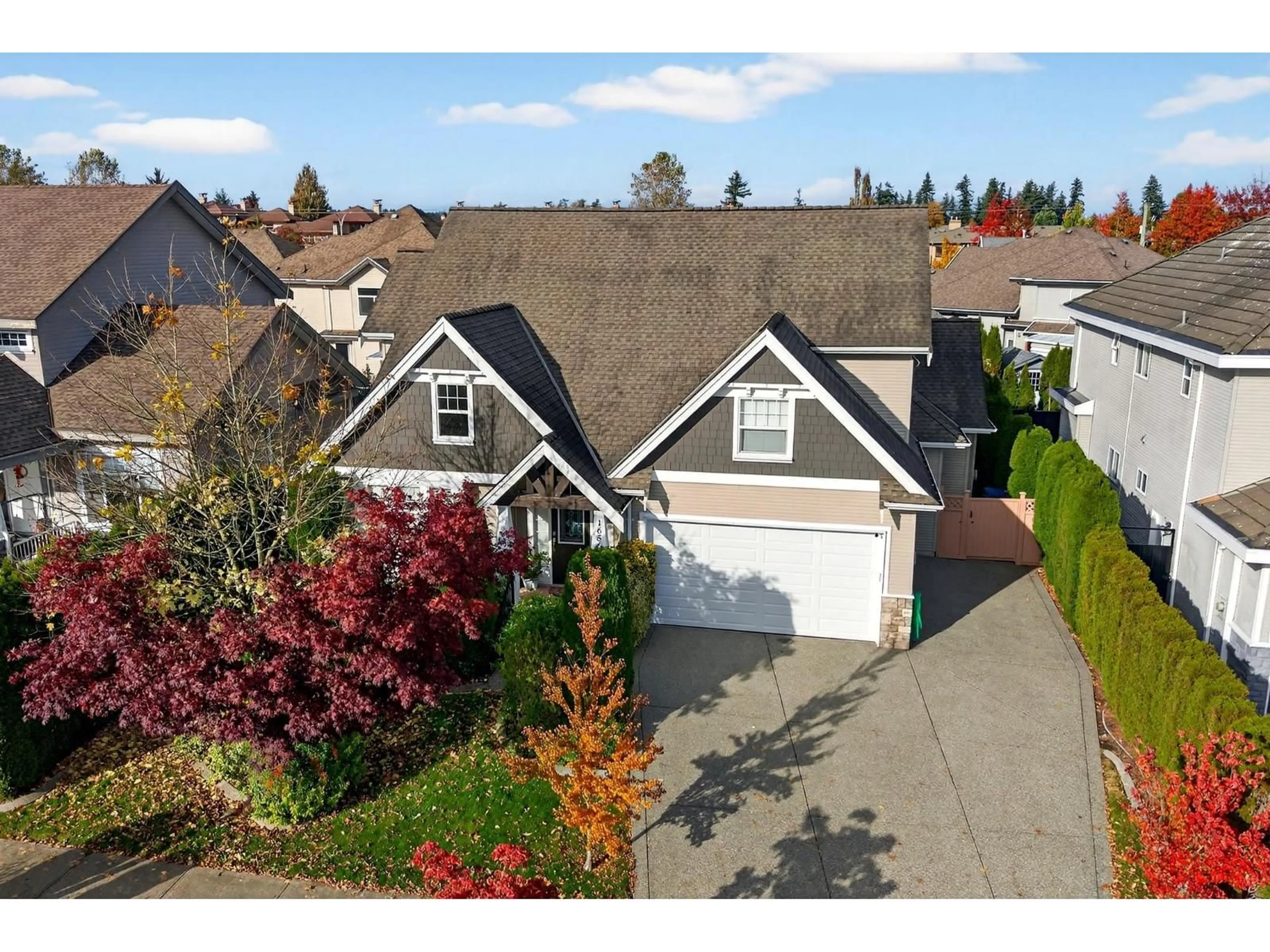 A pic from outside/outdoor area/front of a property/back of a property/a pic from drone, street for 16565 63B, Surrey British Columbia V3S0W2