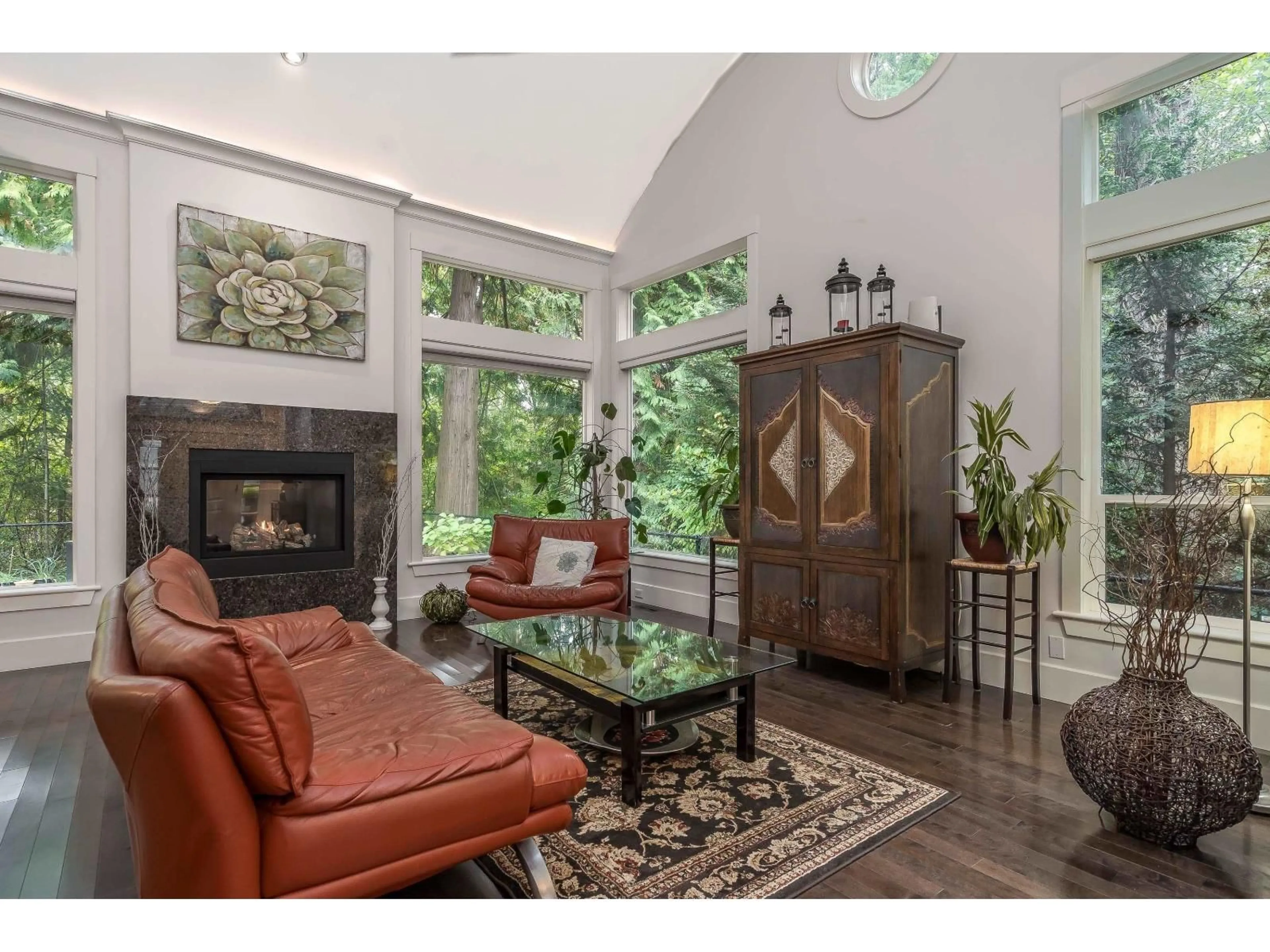 Living room with furniture, unknown for 3428 150B, Surrey British Columbia V3Z0Z3